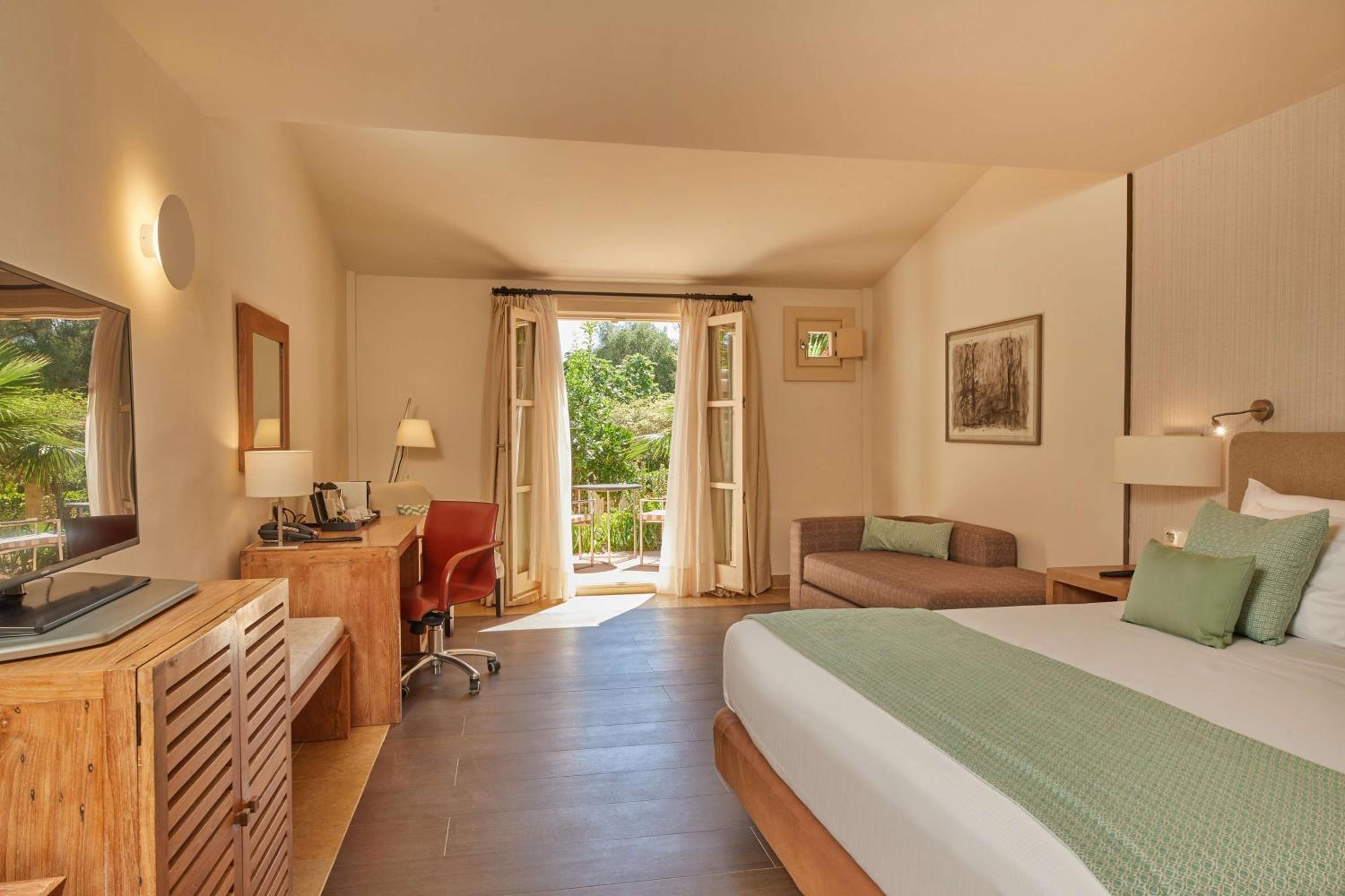 Deluxe Room at Ponent - Photo 1