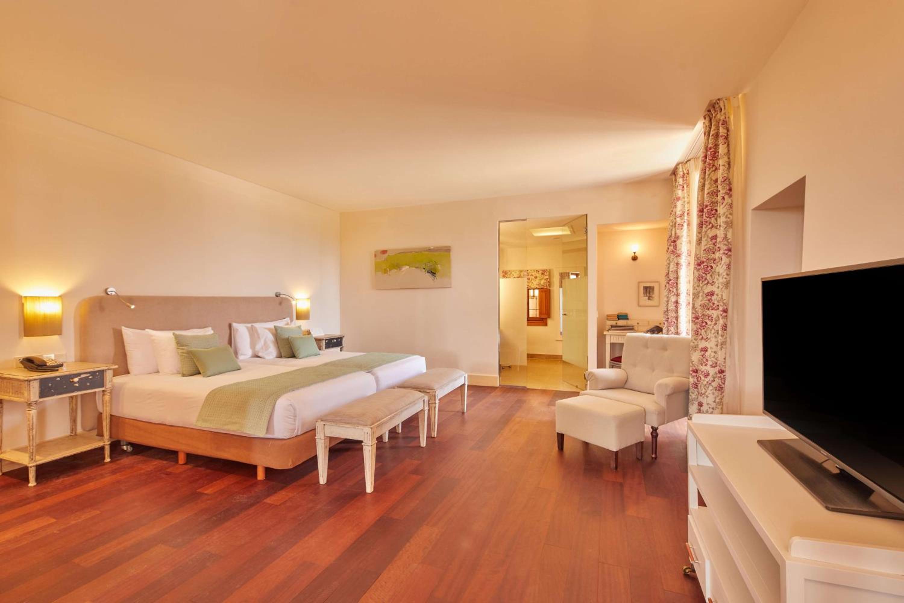 Suite Elegant Comellas
