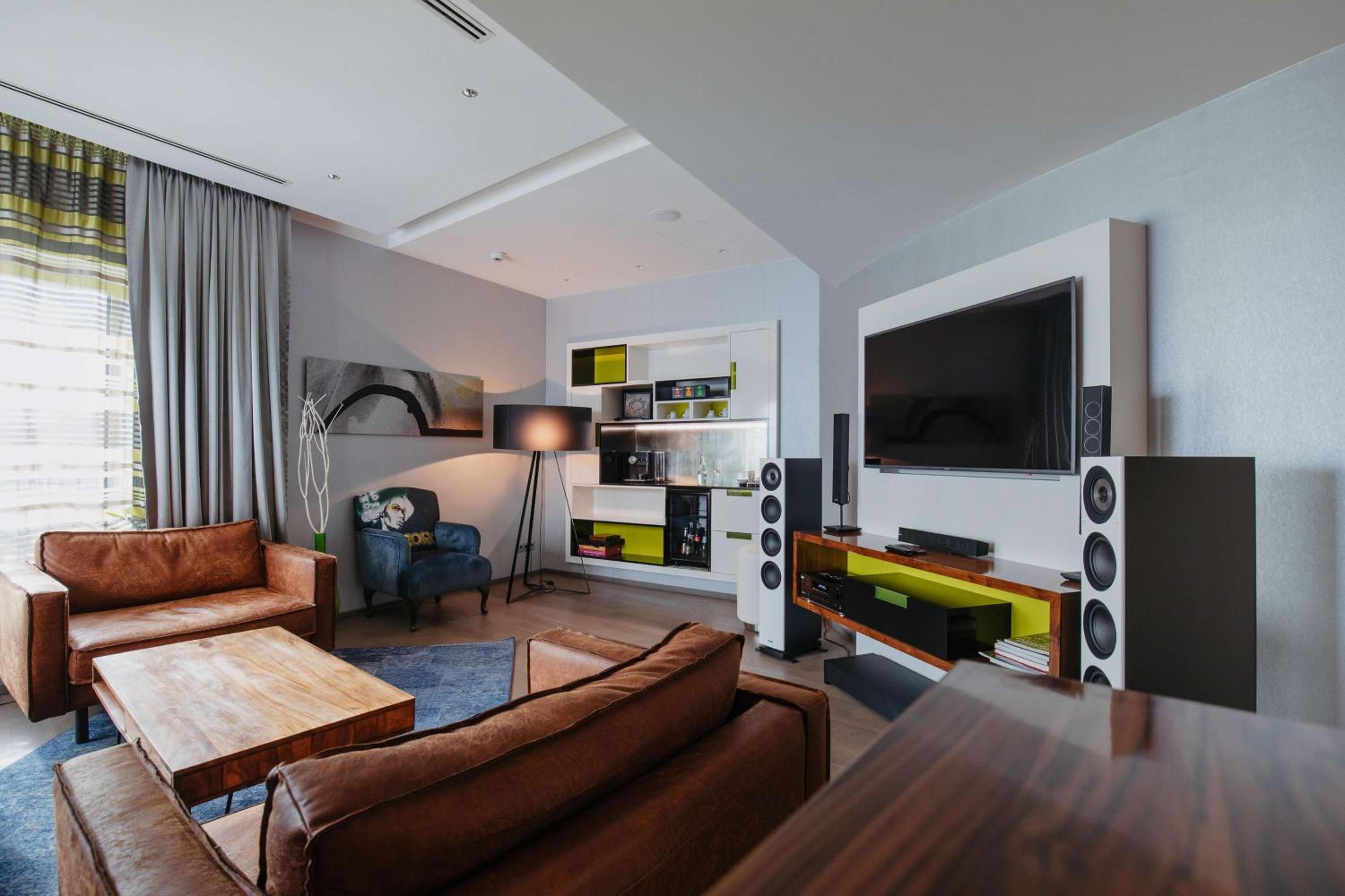 Studio 45 Suite