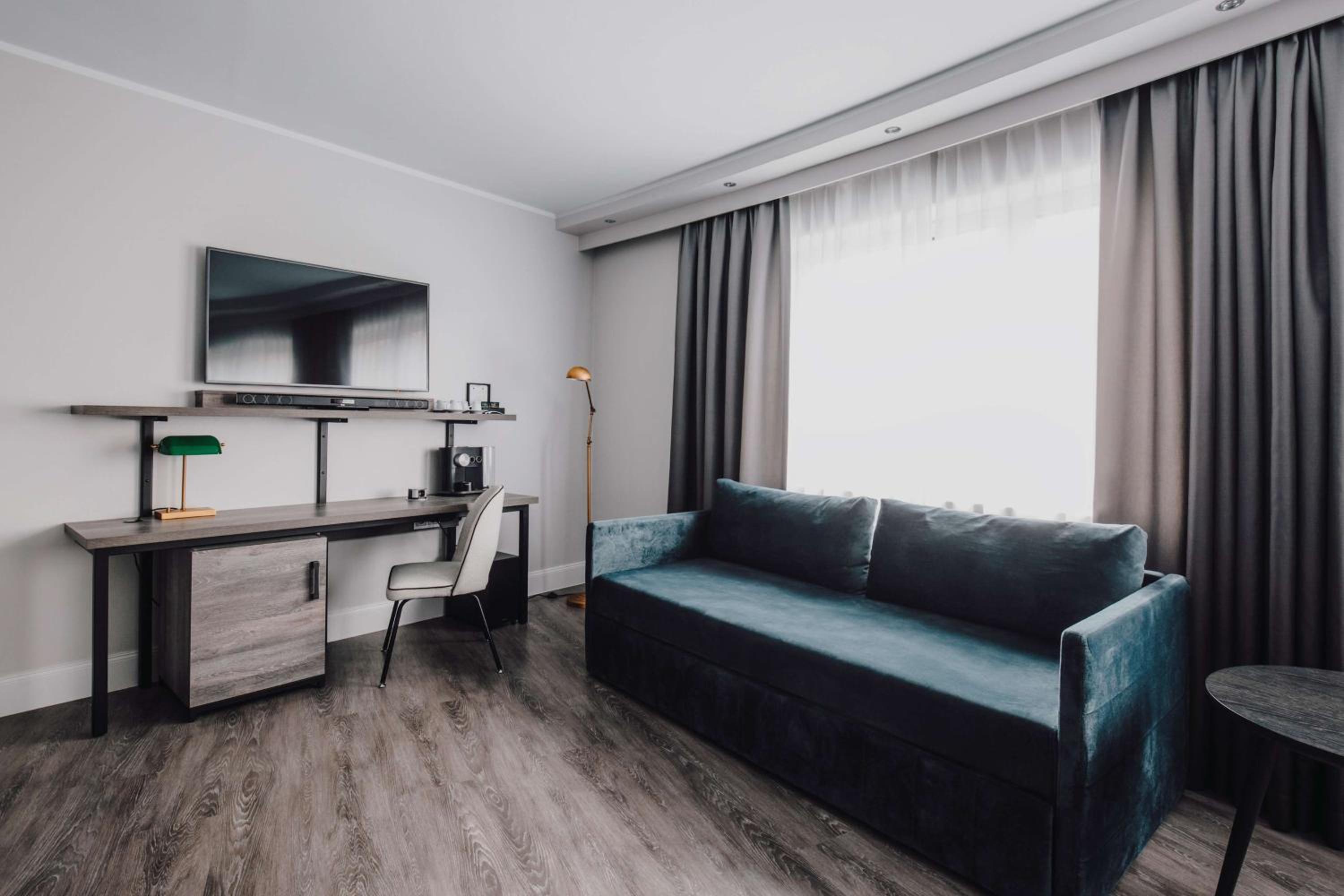 Junior Suite - Photo 11