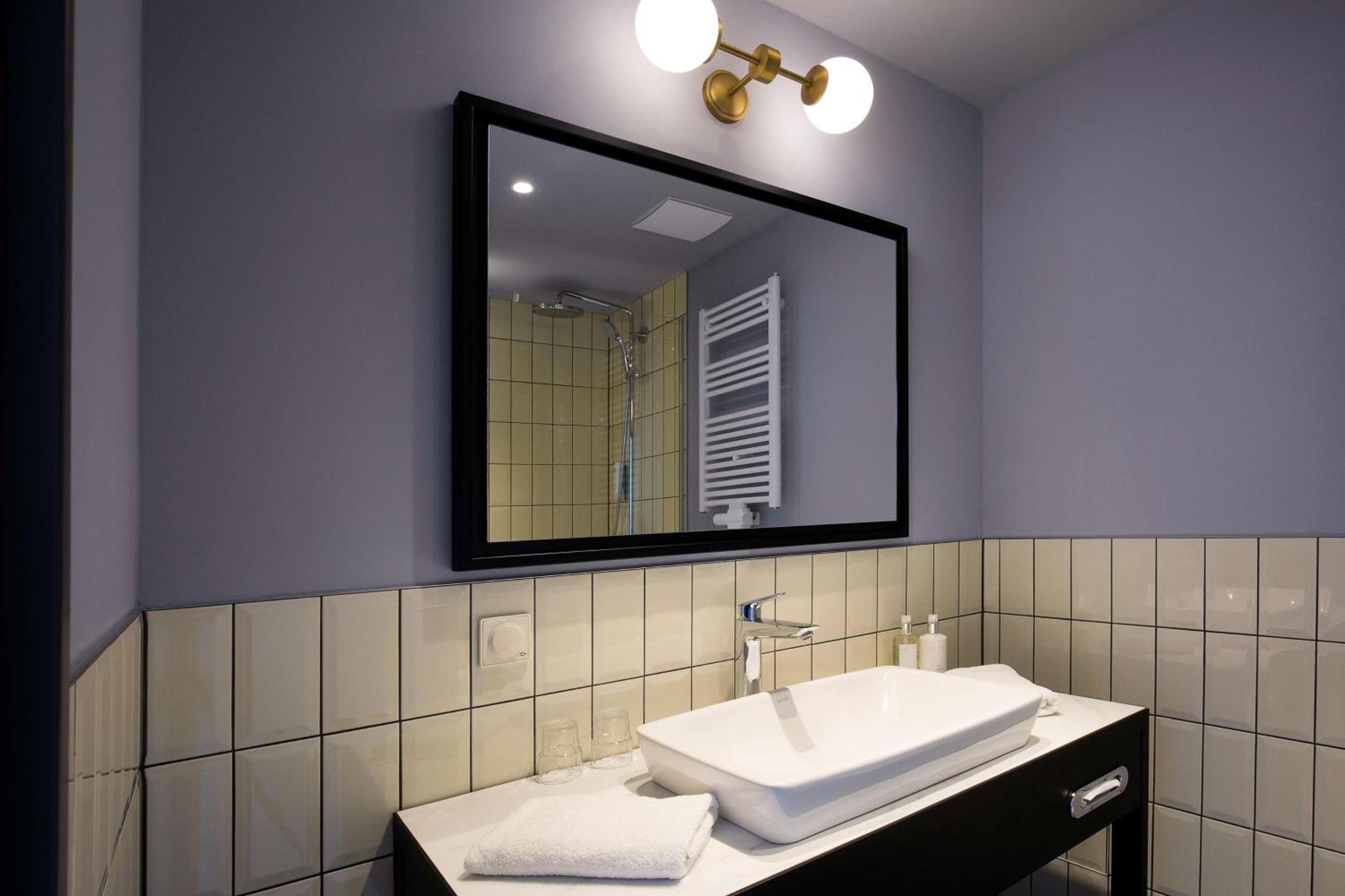 One-Bedroom Suite - Photo 14