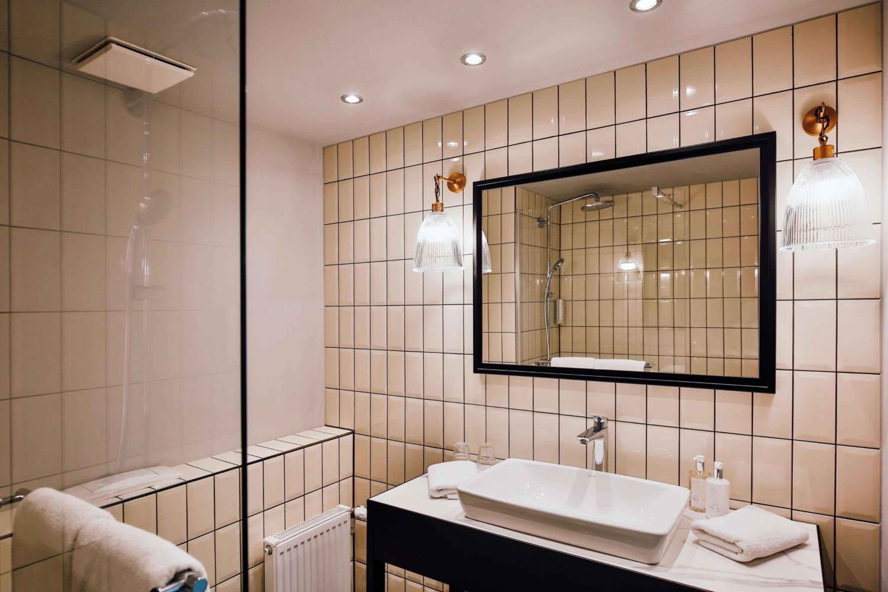Standard Room - Photo 16