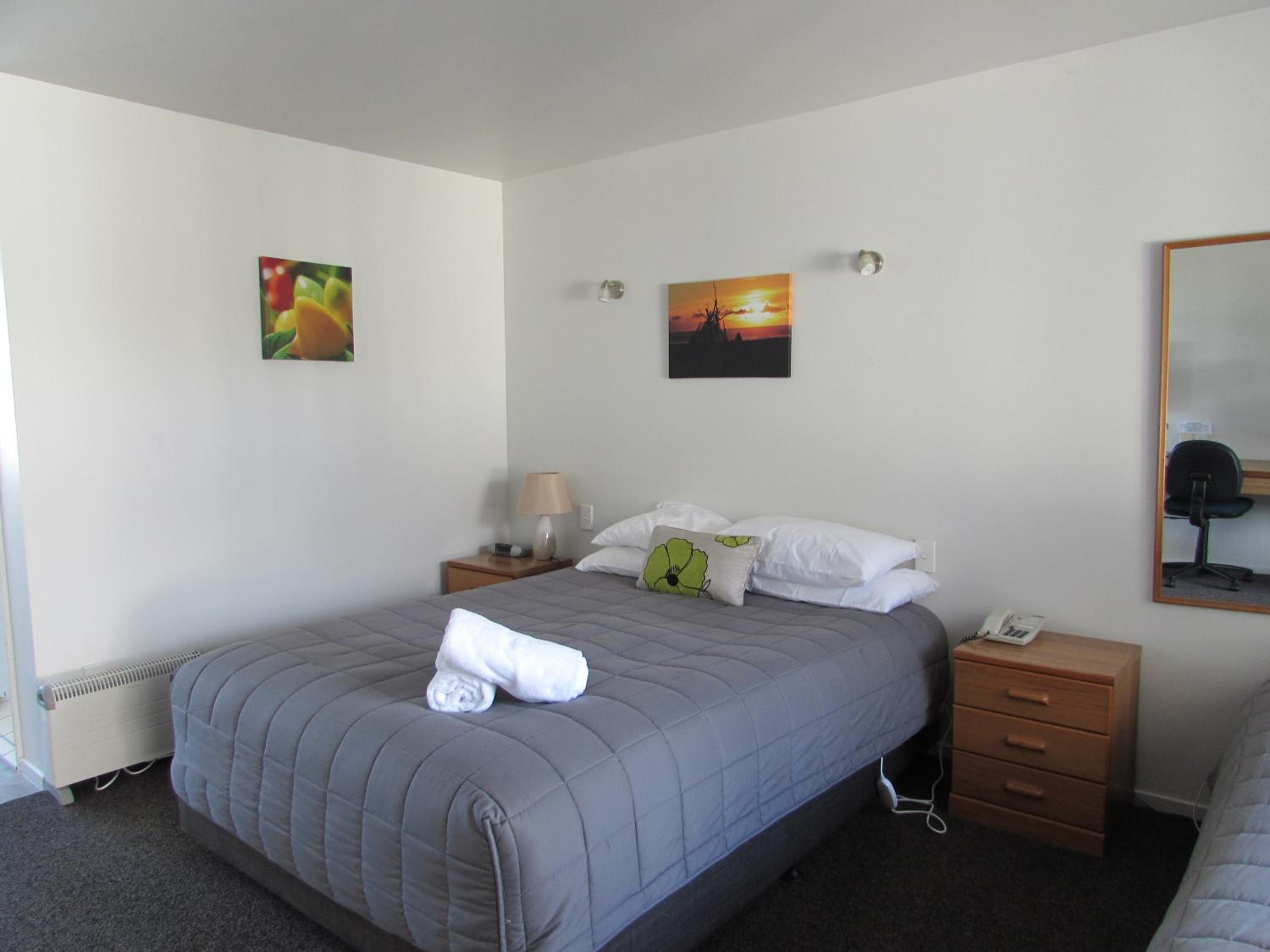 Studio Apartment photo 1