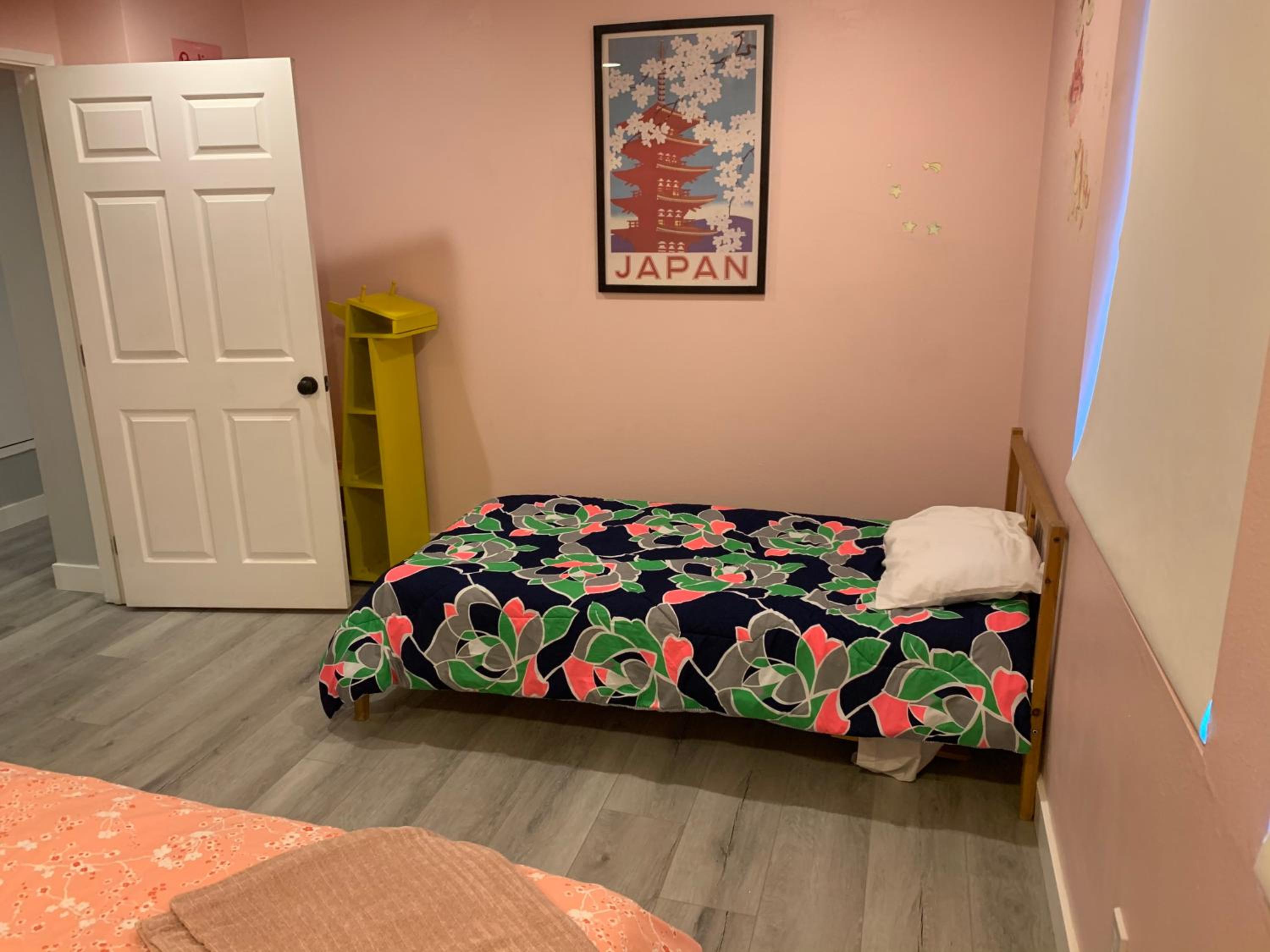 Four-Bedroom House photo 1