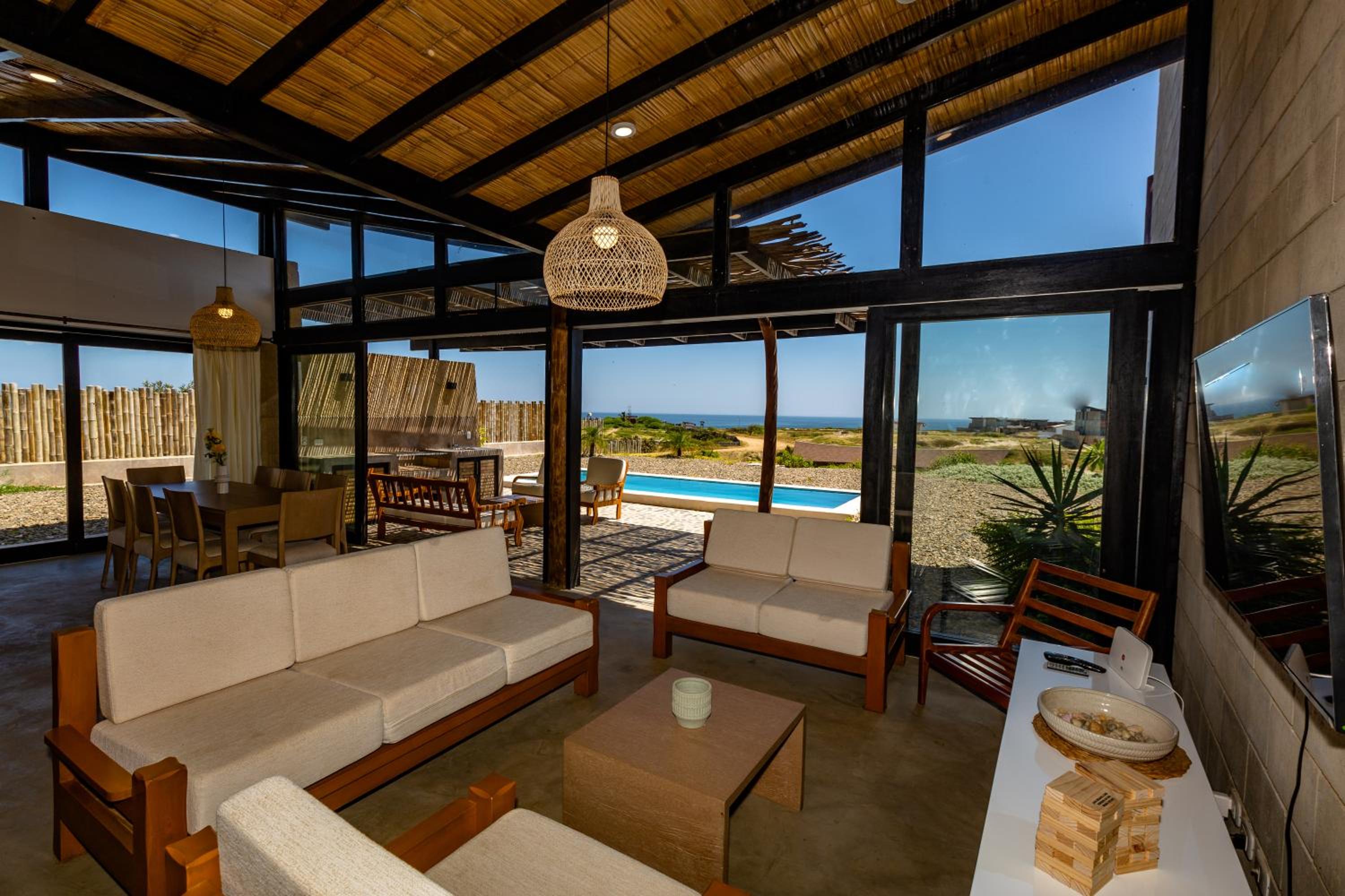 Three-Bedroom Villa photo 1