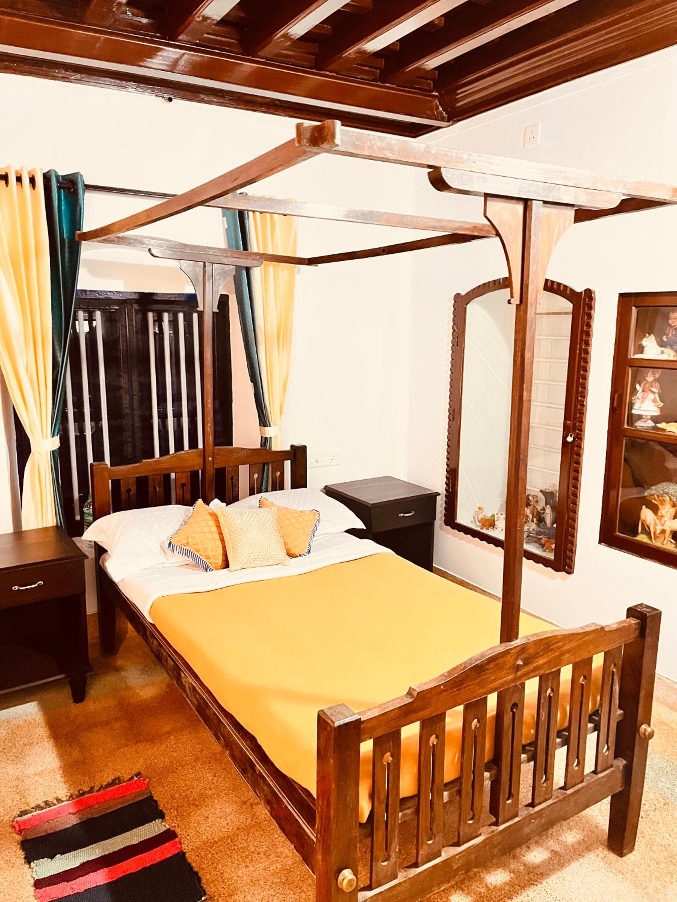 Double Room with Private Bathroom photo 2