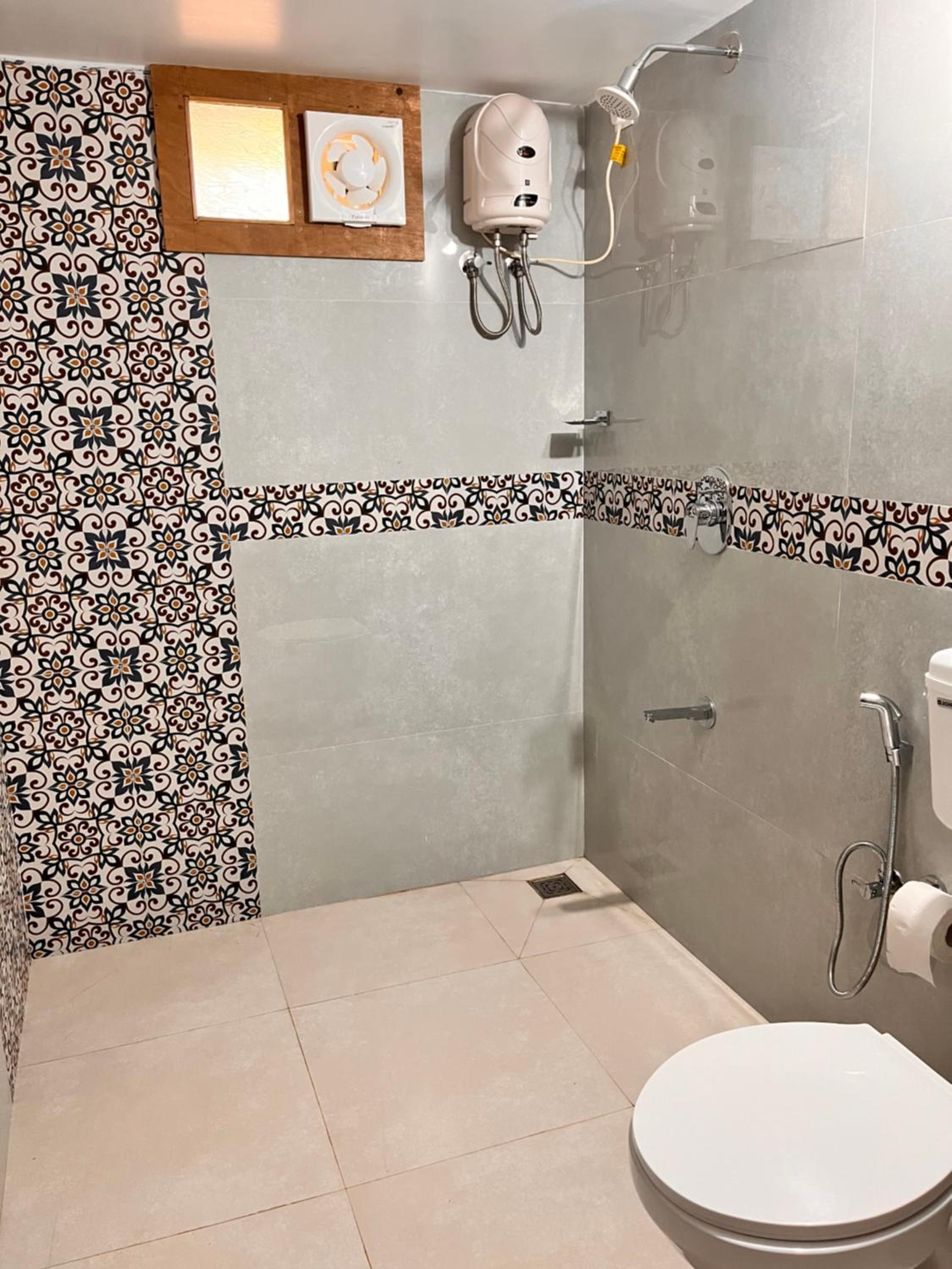 Double Room with Private Bathroom photo 2