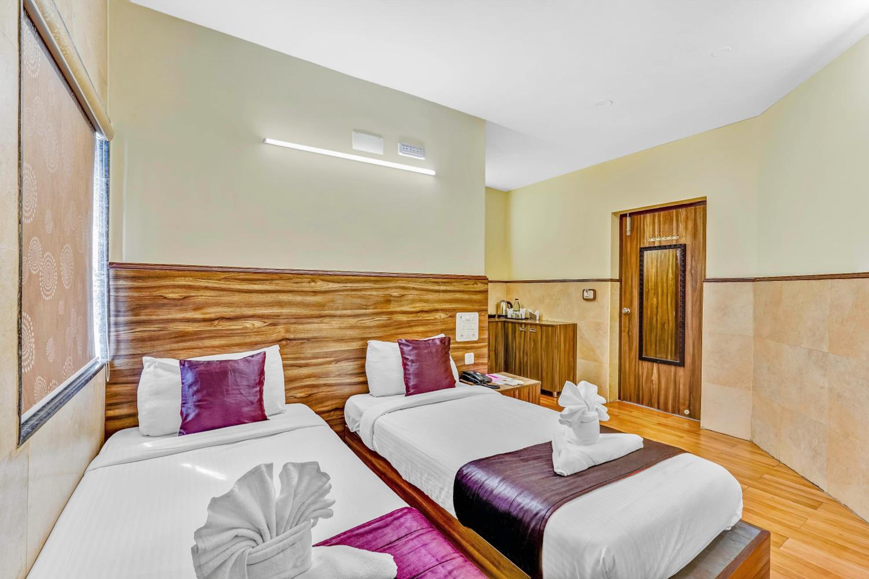 Deluxe Double or Twin Room