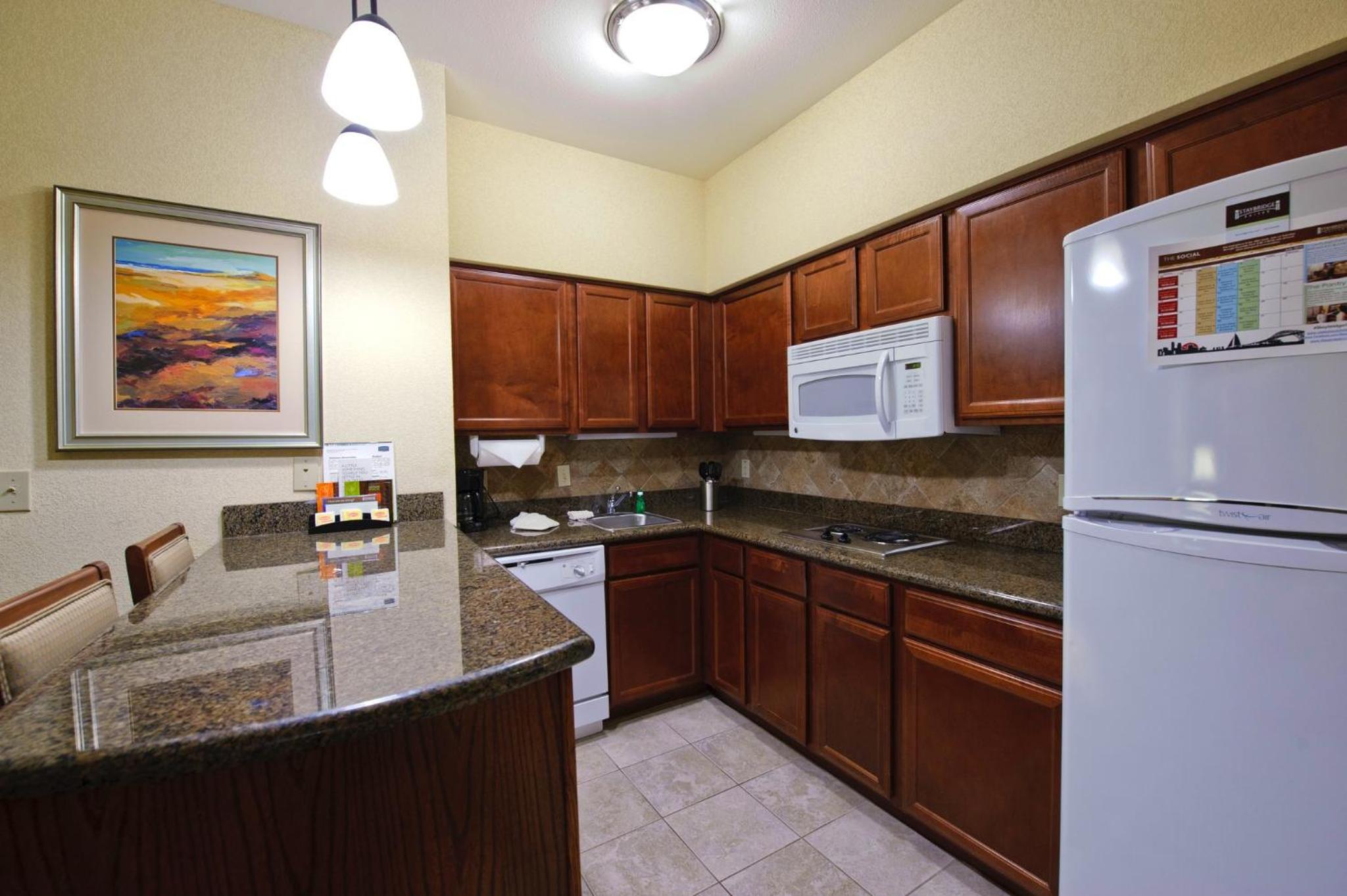 One-Bedroom Suite with Two Double Beds - Photo 2