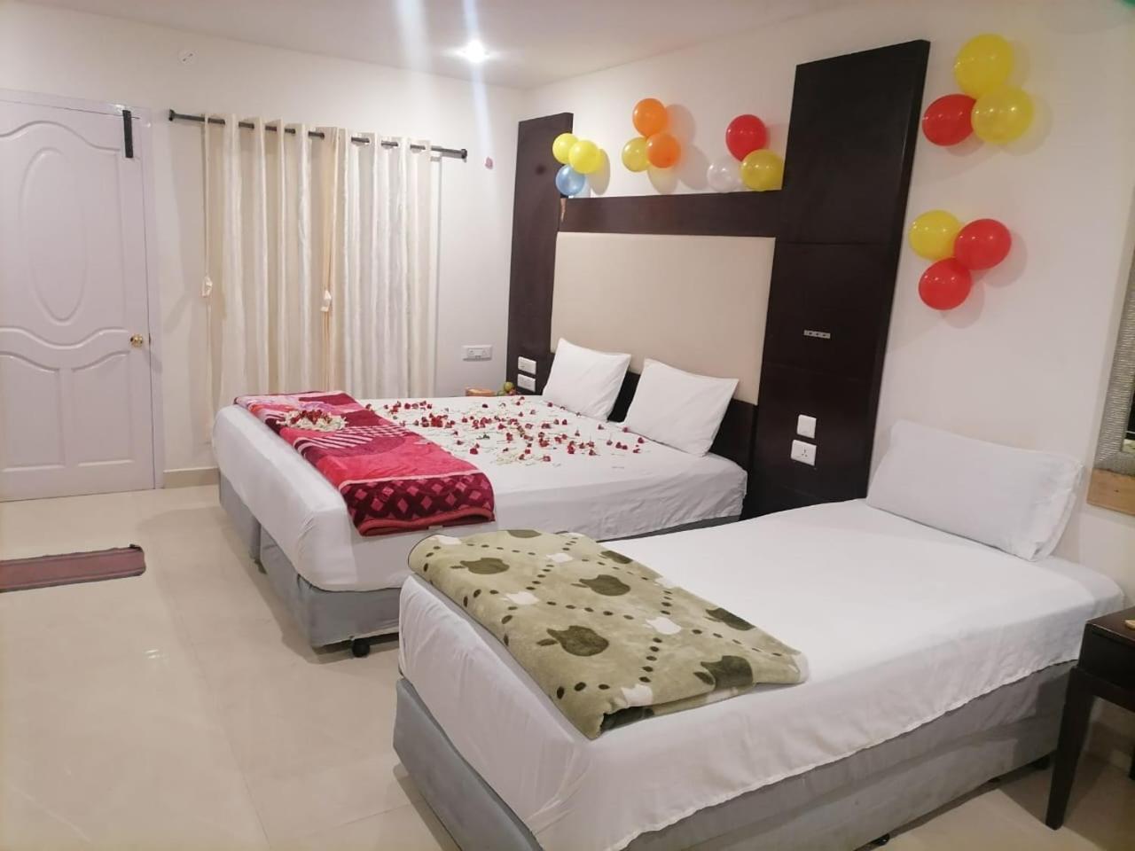 Twin Room with Balcony photo 1