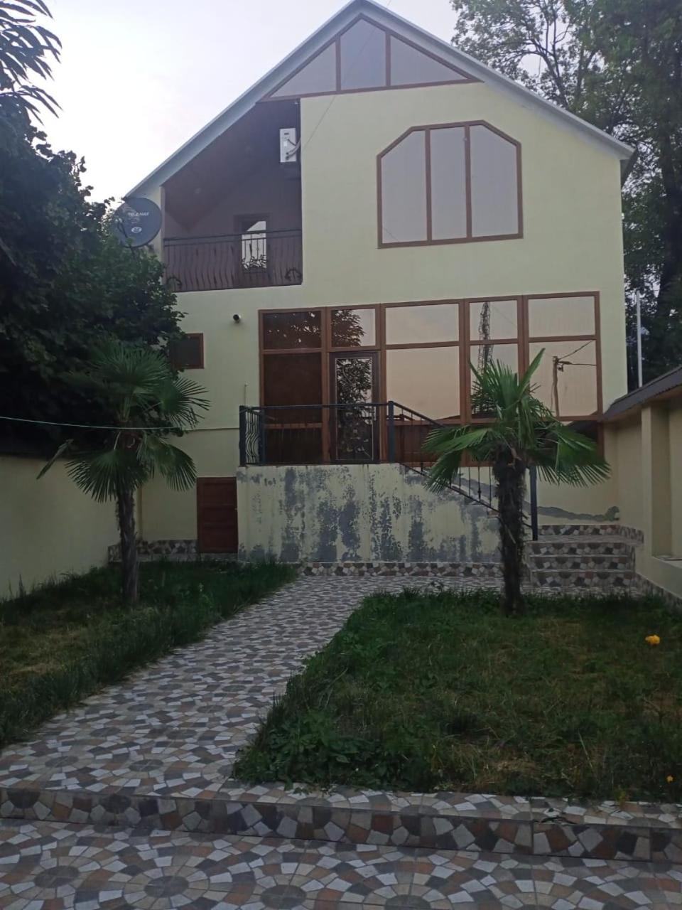 Three-Bedroom Villa photo 1