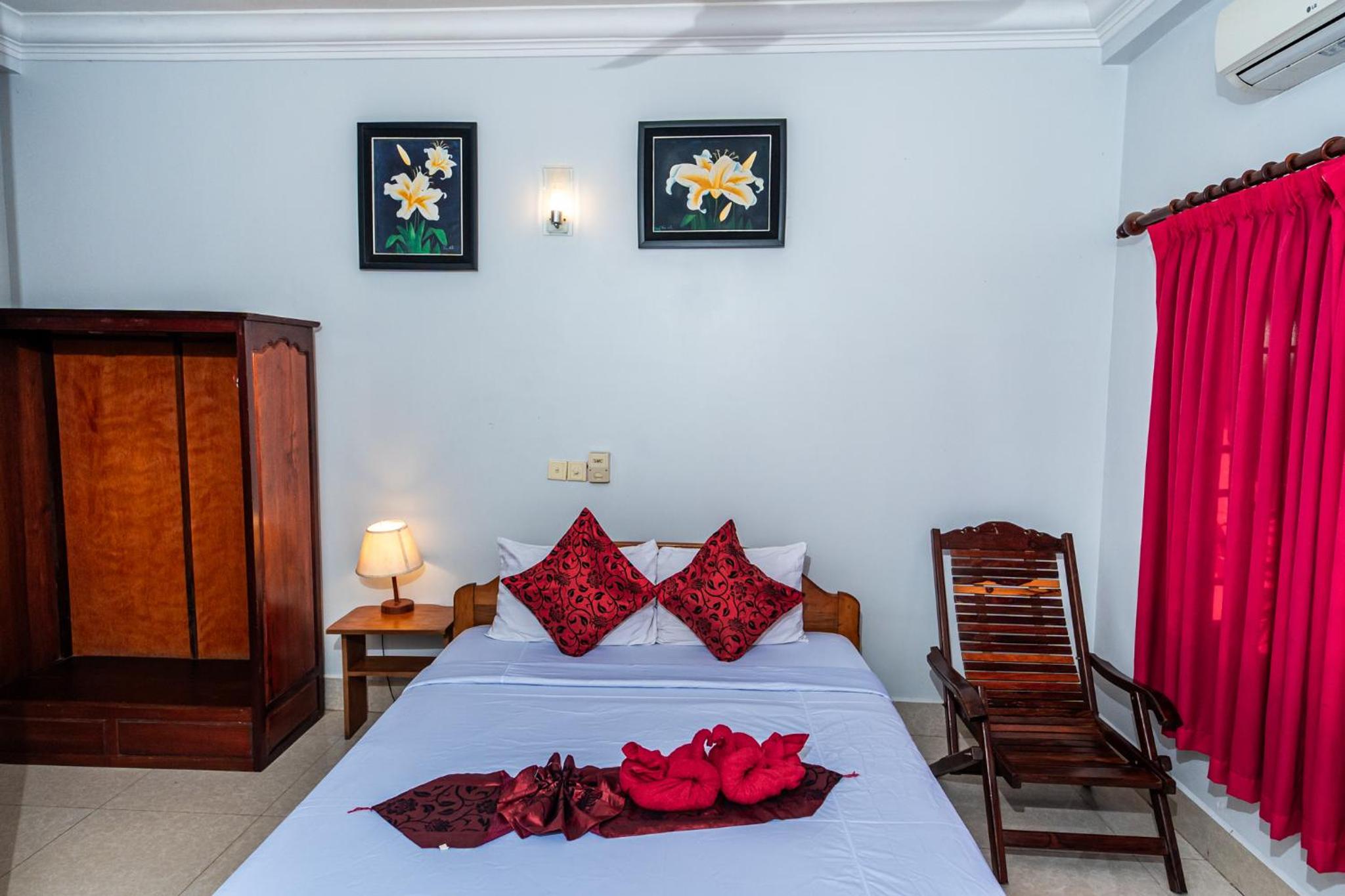 Standard Double Room with Fan - Photo 7