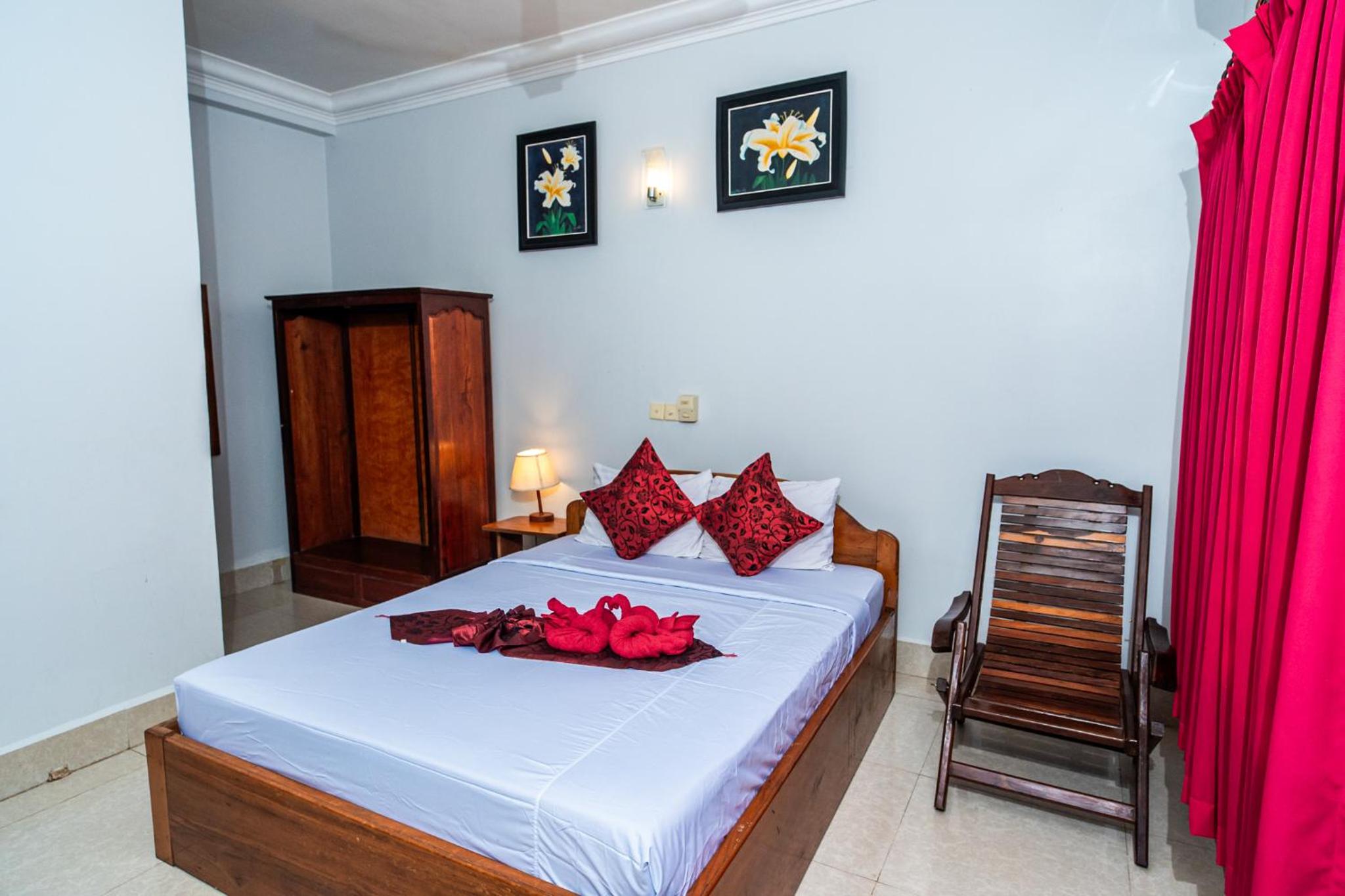 Standard Double Room with Fan - Photo 4