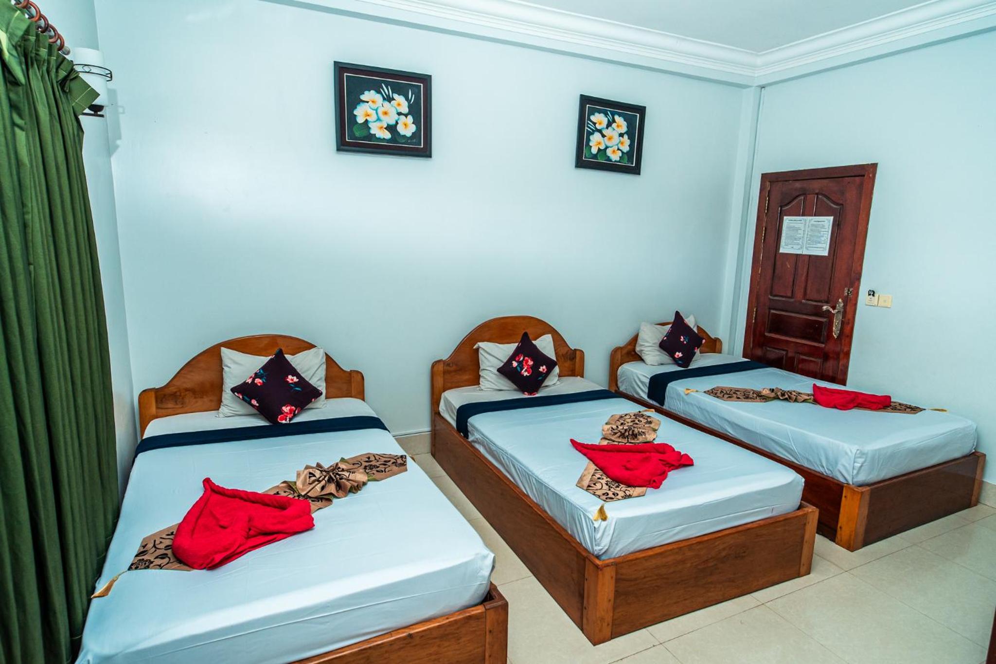 Standard Triple Room - Photo 1