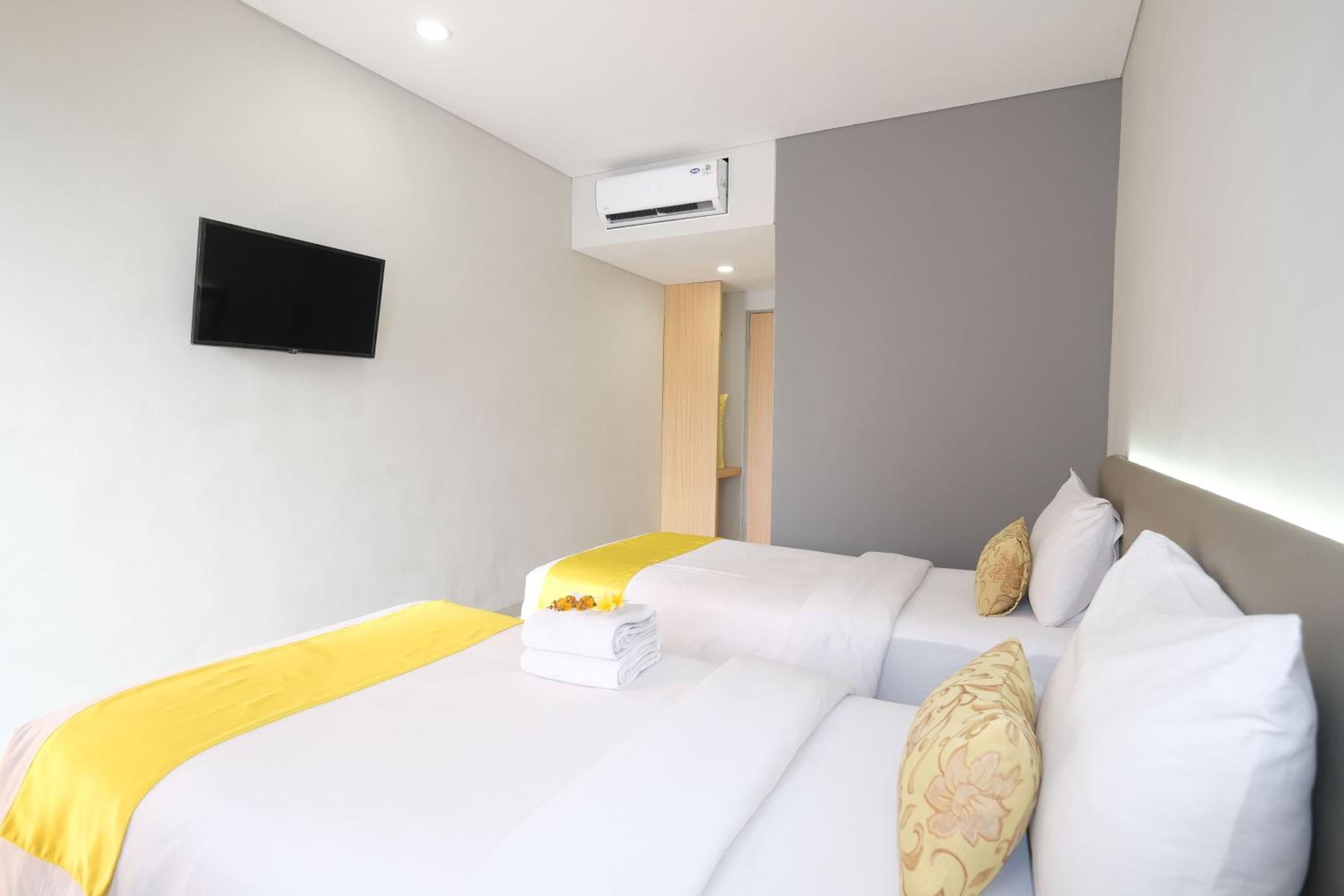 Deluxe Twin Room - Photo 6