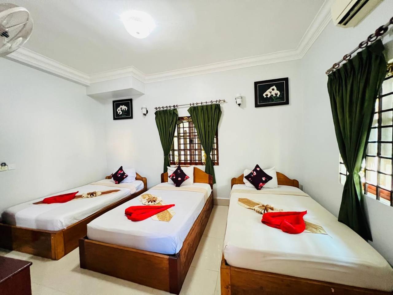 Standard Triple Room - Photo 5