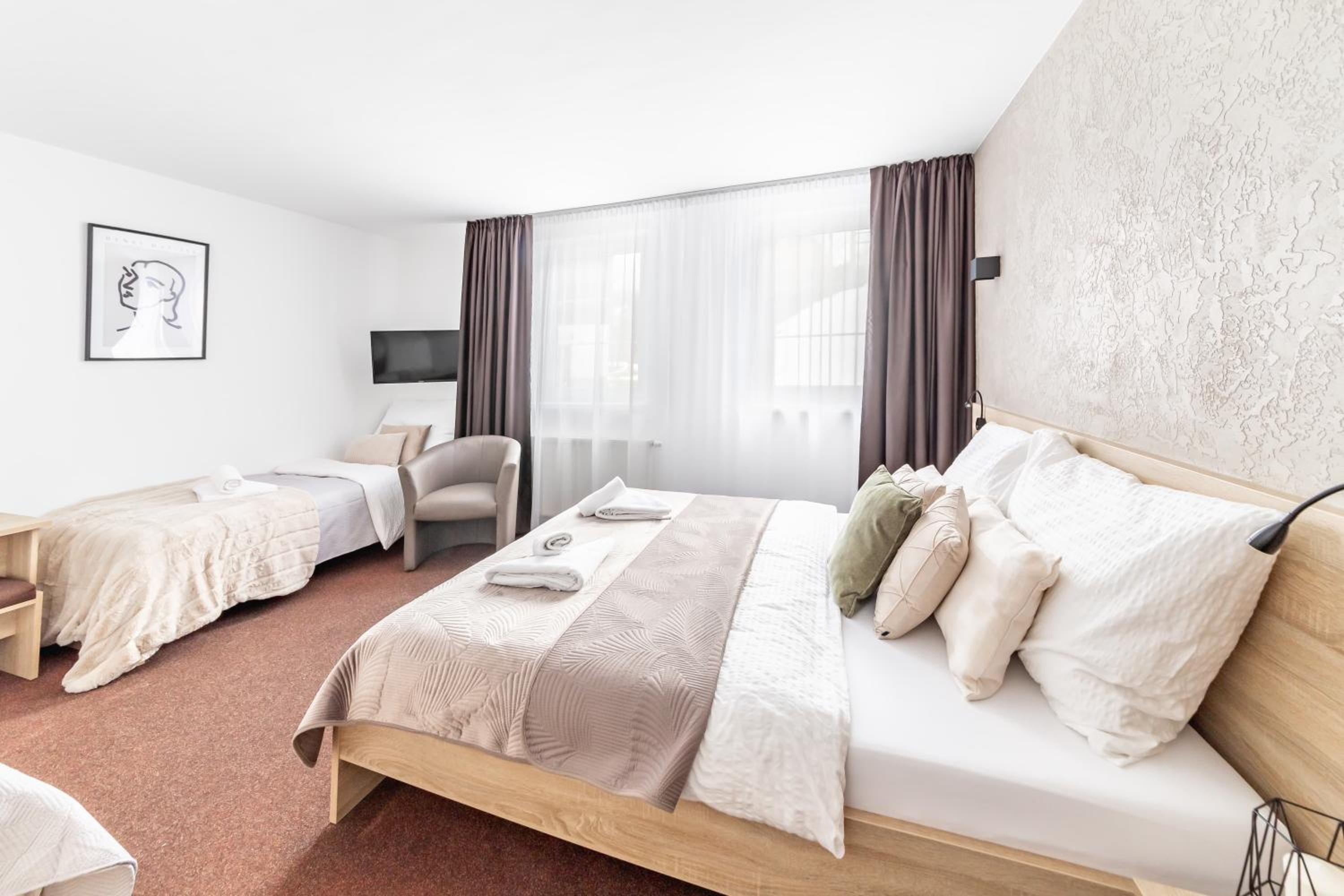 Quadruple Room photo 2