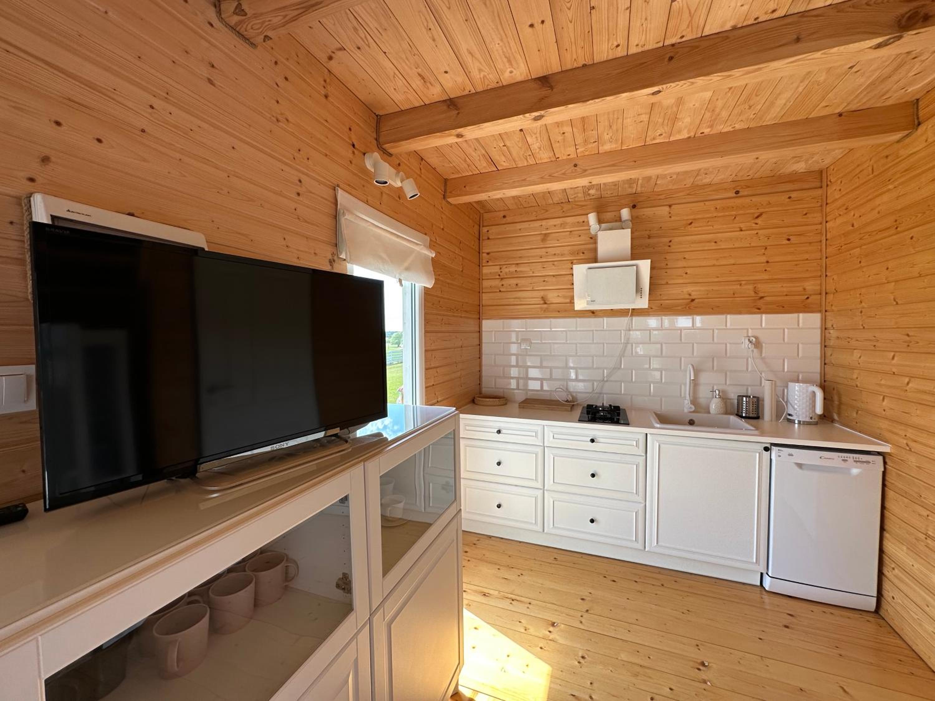 Two-Bedroom House - Photo 31