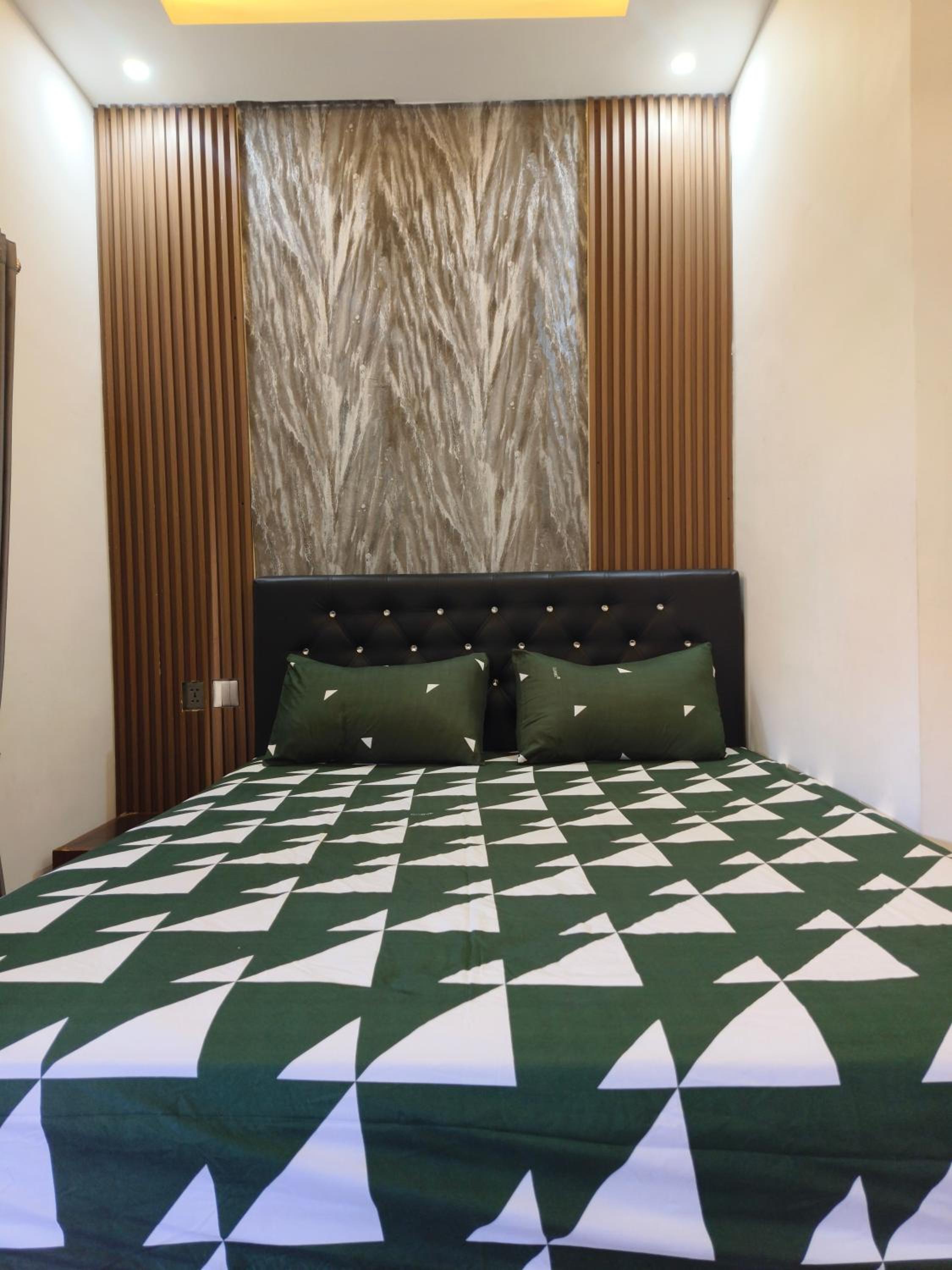 Double Room - Photo 1