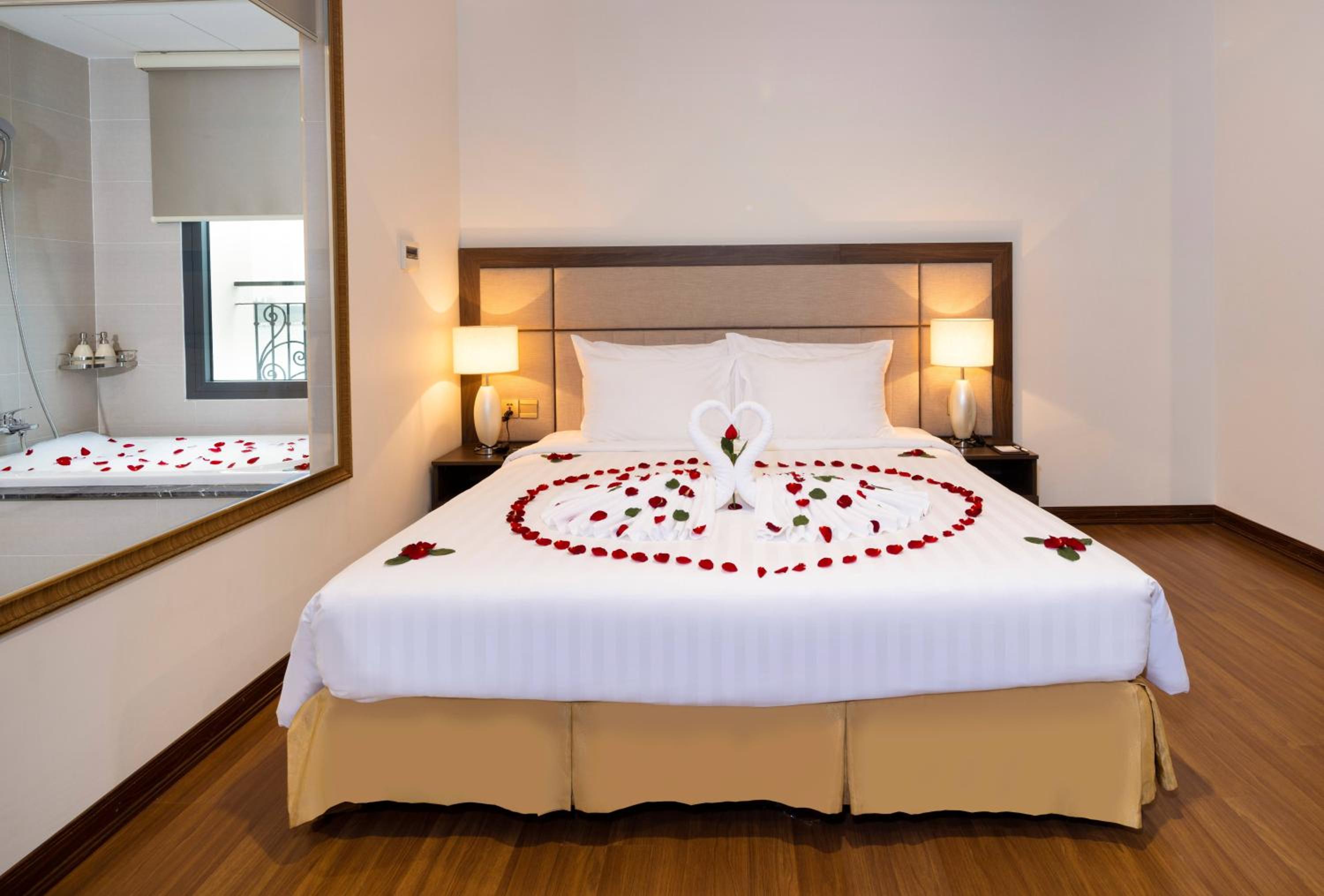 King Suite with Ocean View - Photo 14