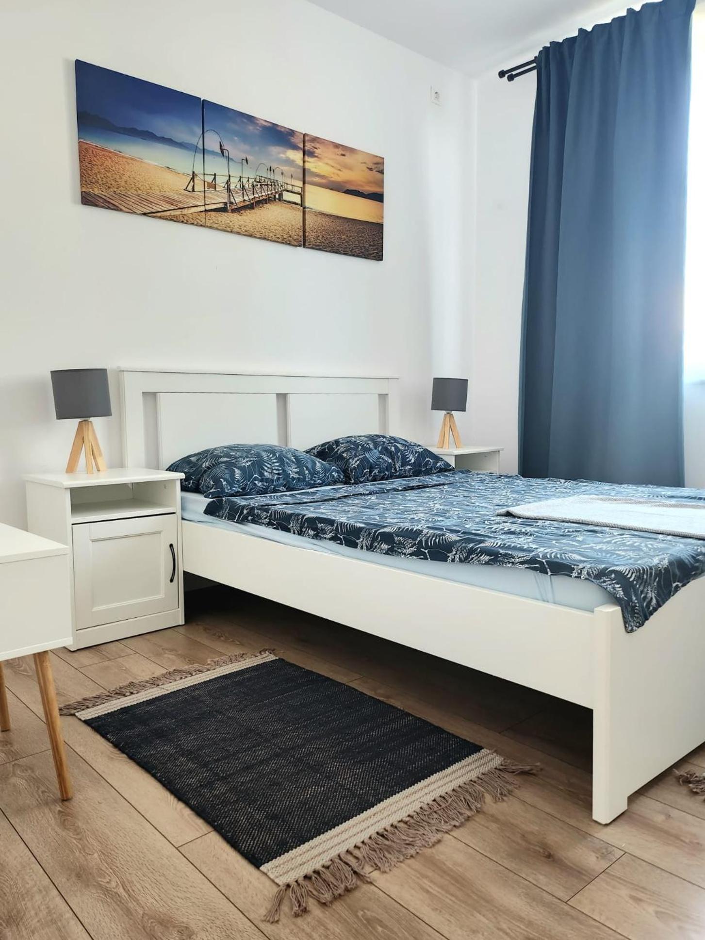Three-Bedroom House photo 2