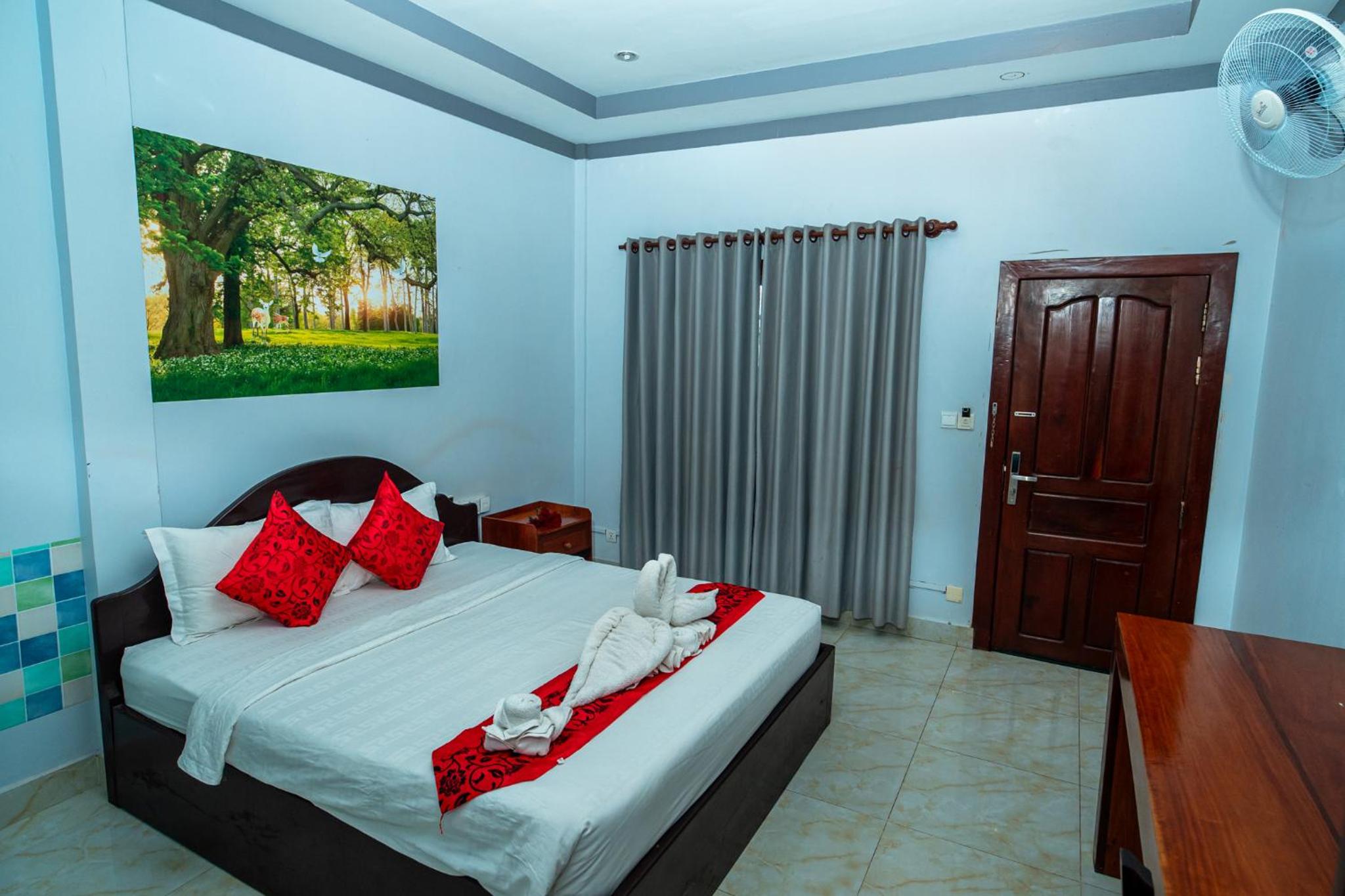 Queen Room - Photo 5