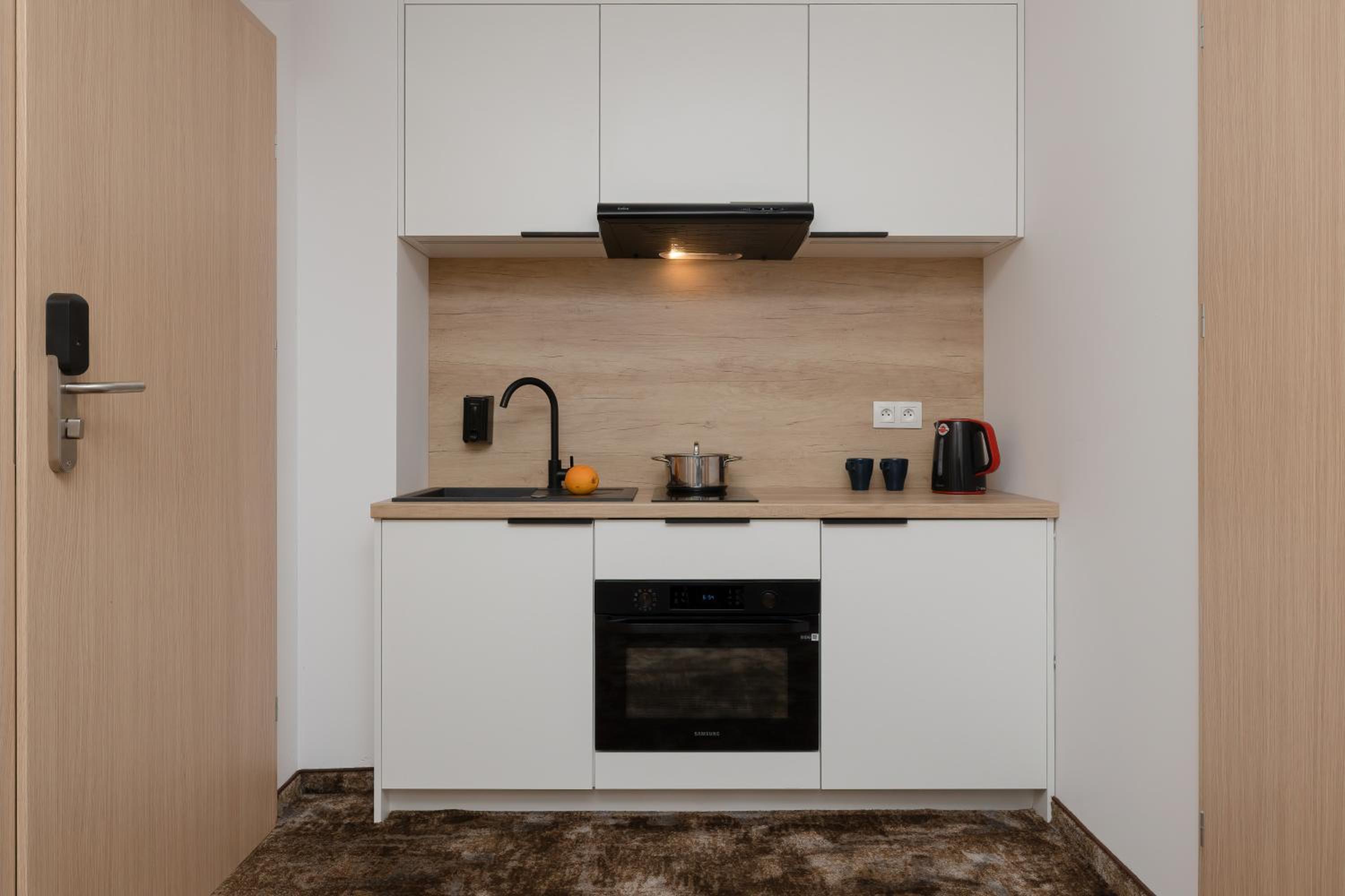 Apartment (4 Adults) - Photo 3