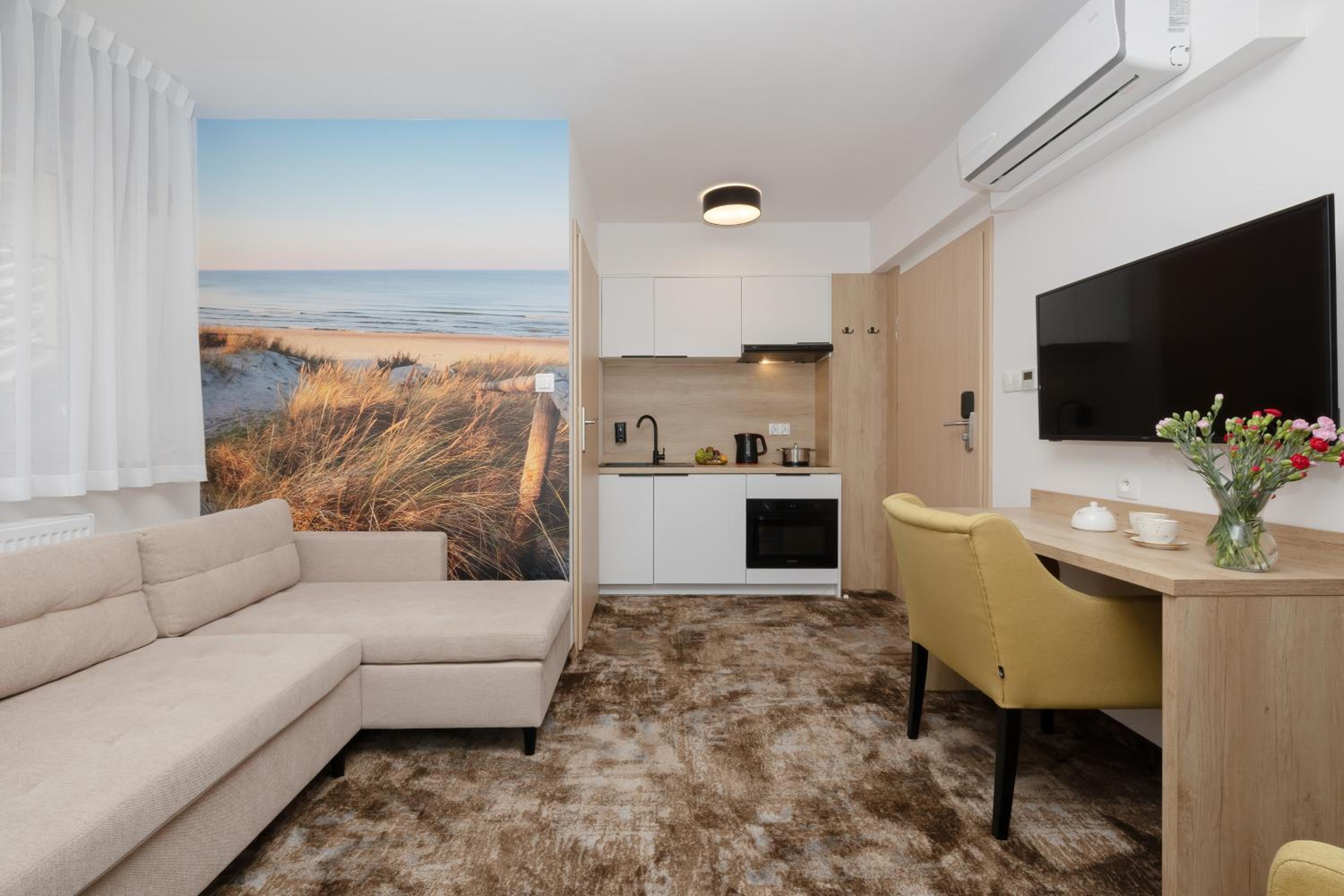 Apartment (4 Adults) - Photo 7