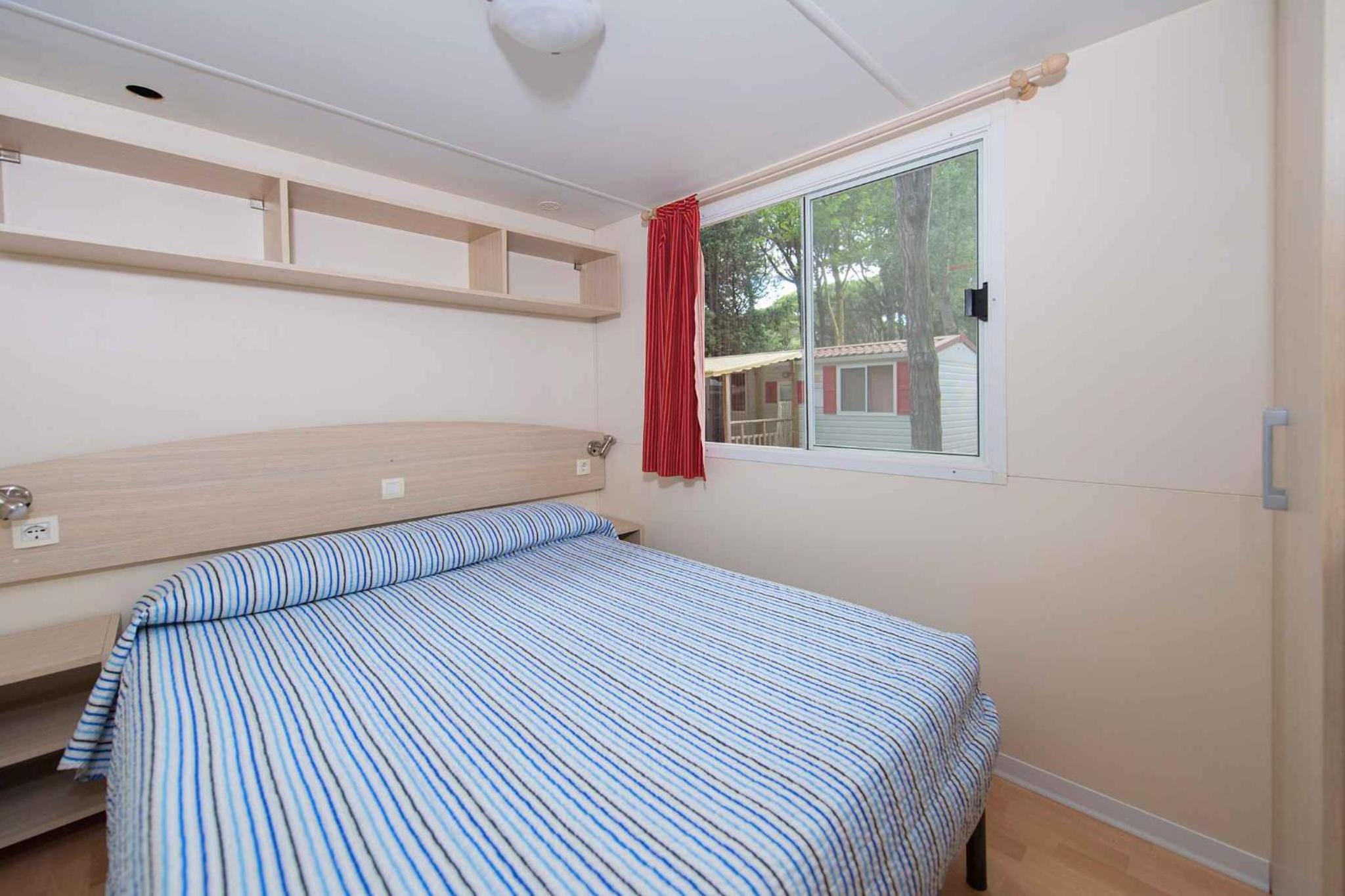 Mobile Home photo 3