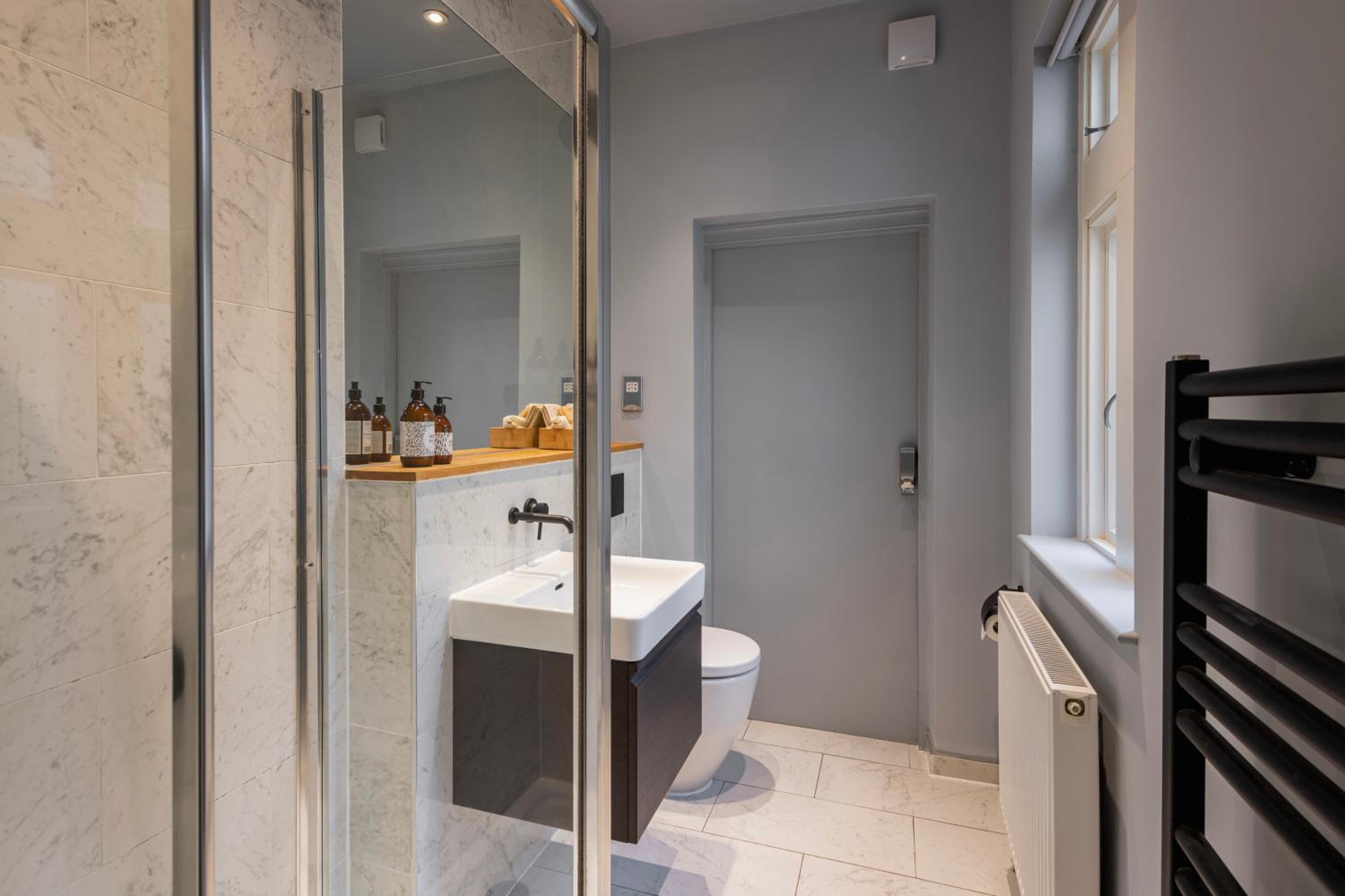 Superior Apartment - Photo 9