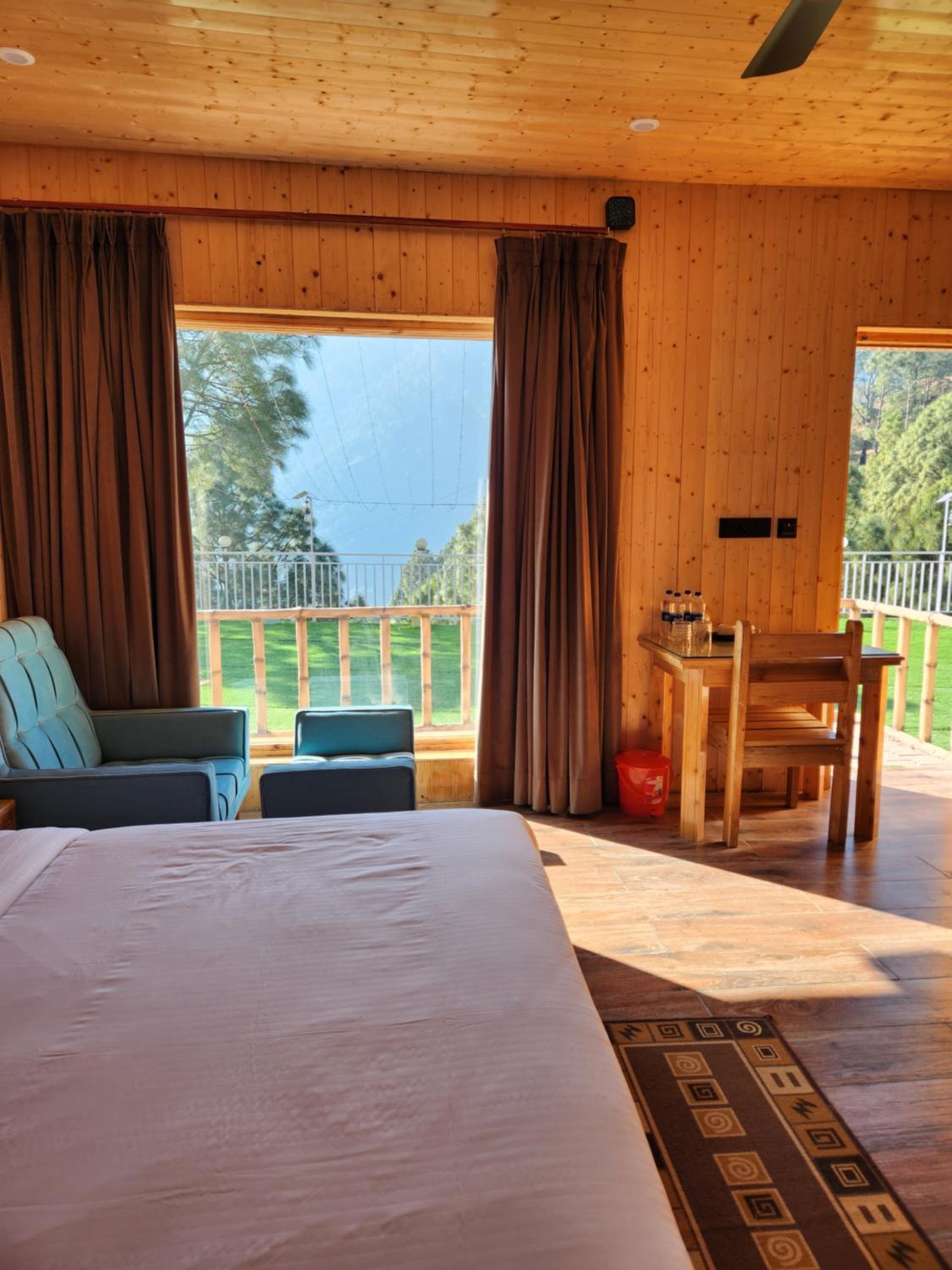 Deluxe Double Room With Balcony