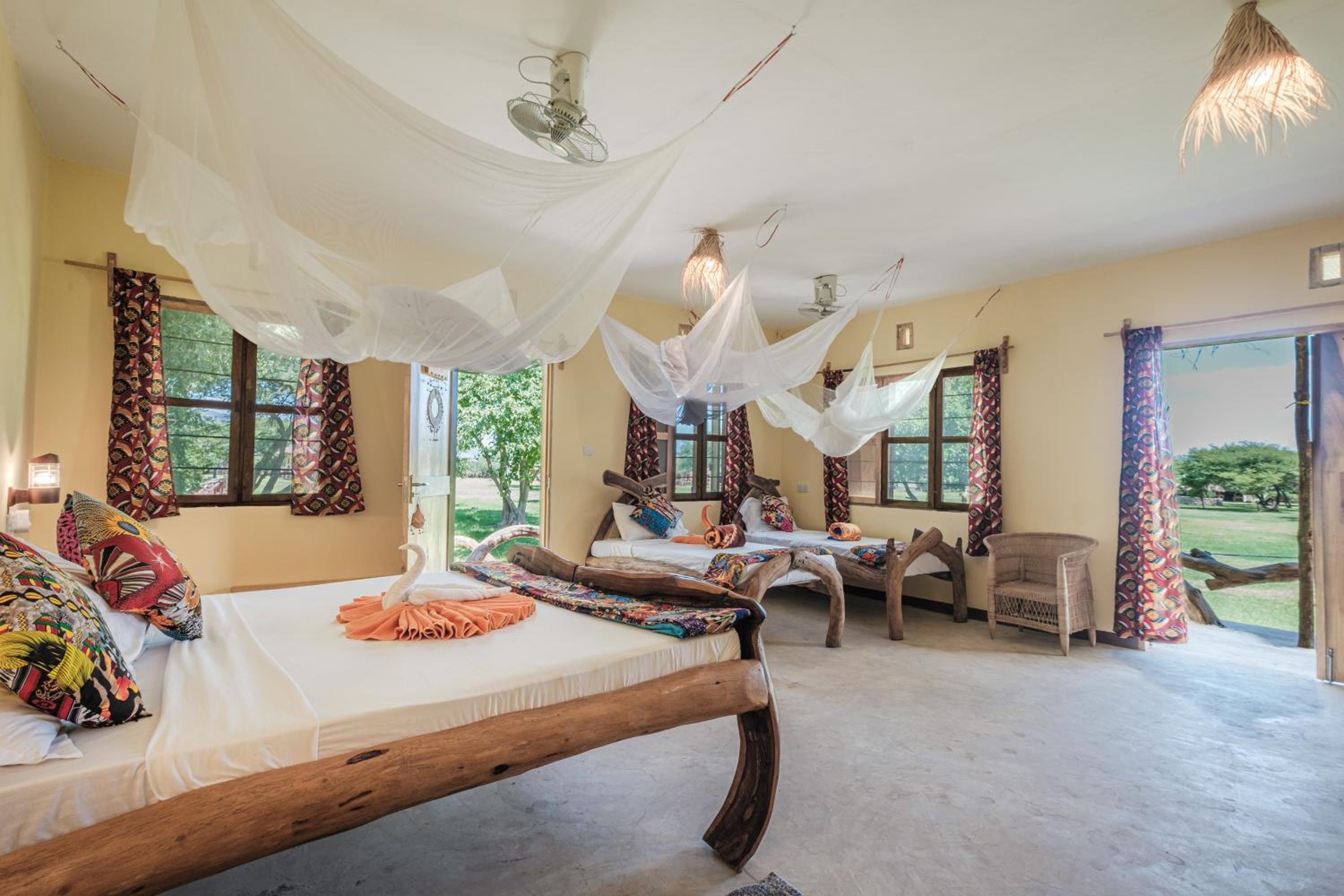 Twin Room with Mountain View