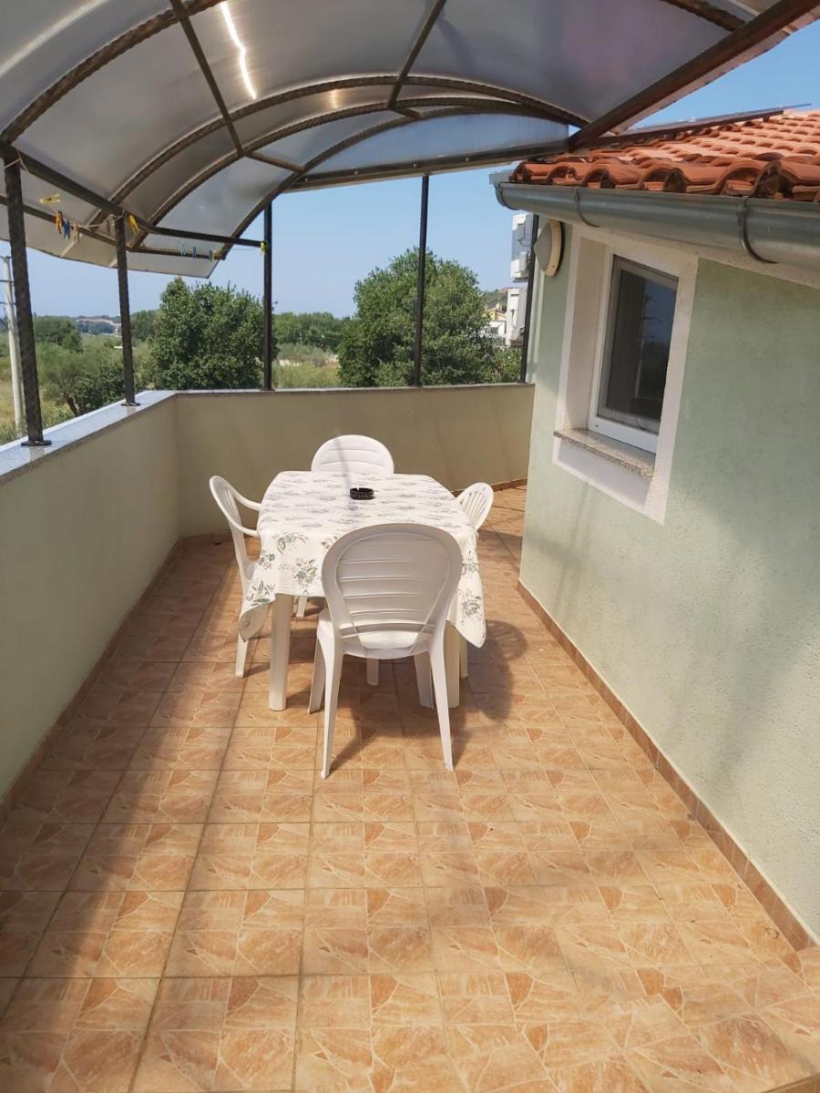 Studio with Balcony photo 3
