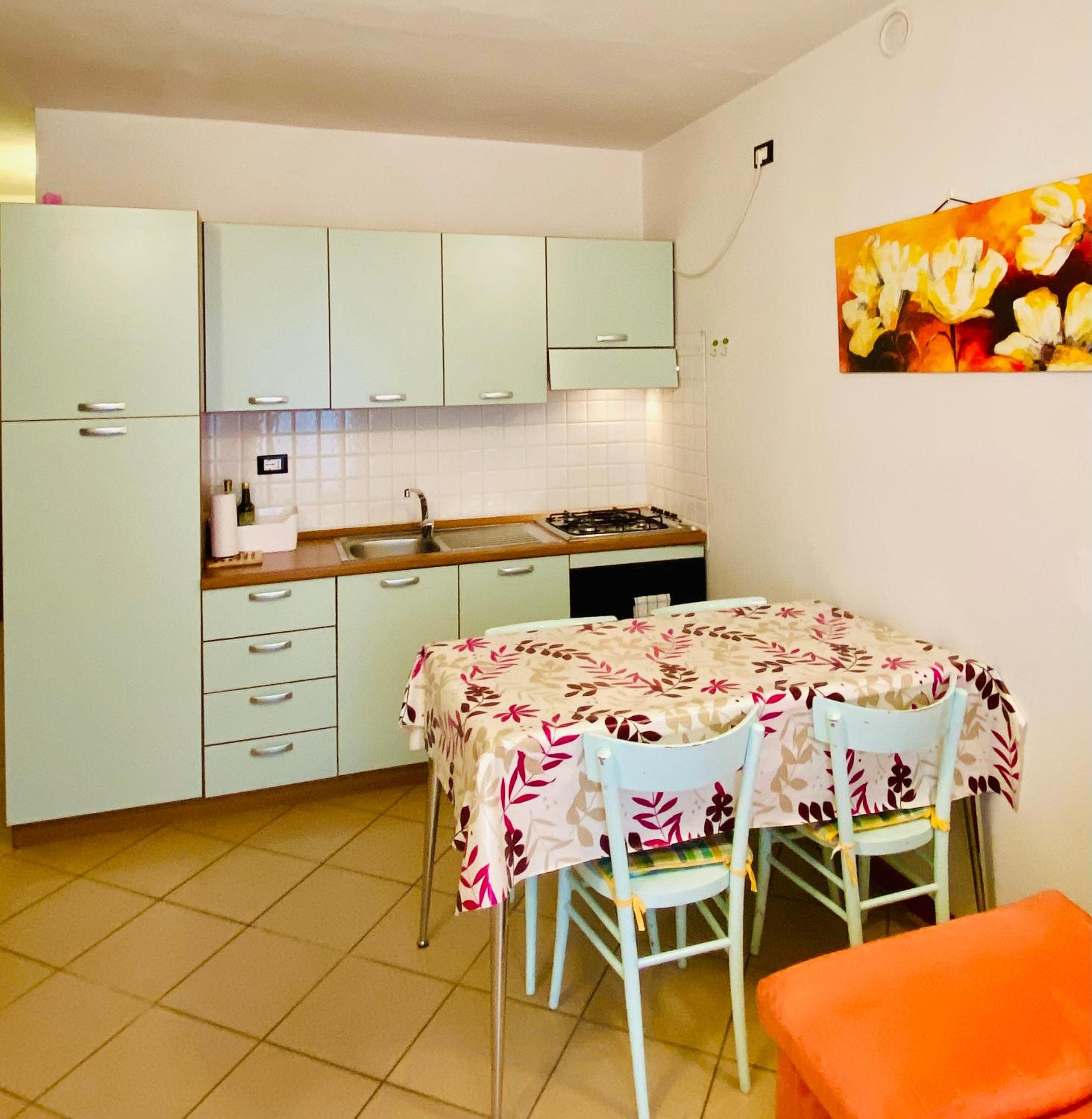 One-Bedroom Apartment - Photo 9