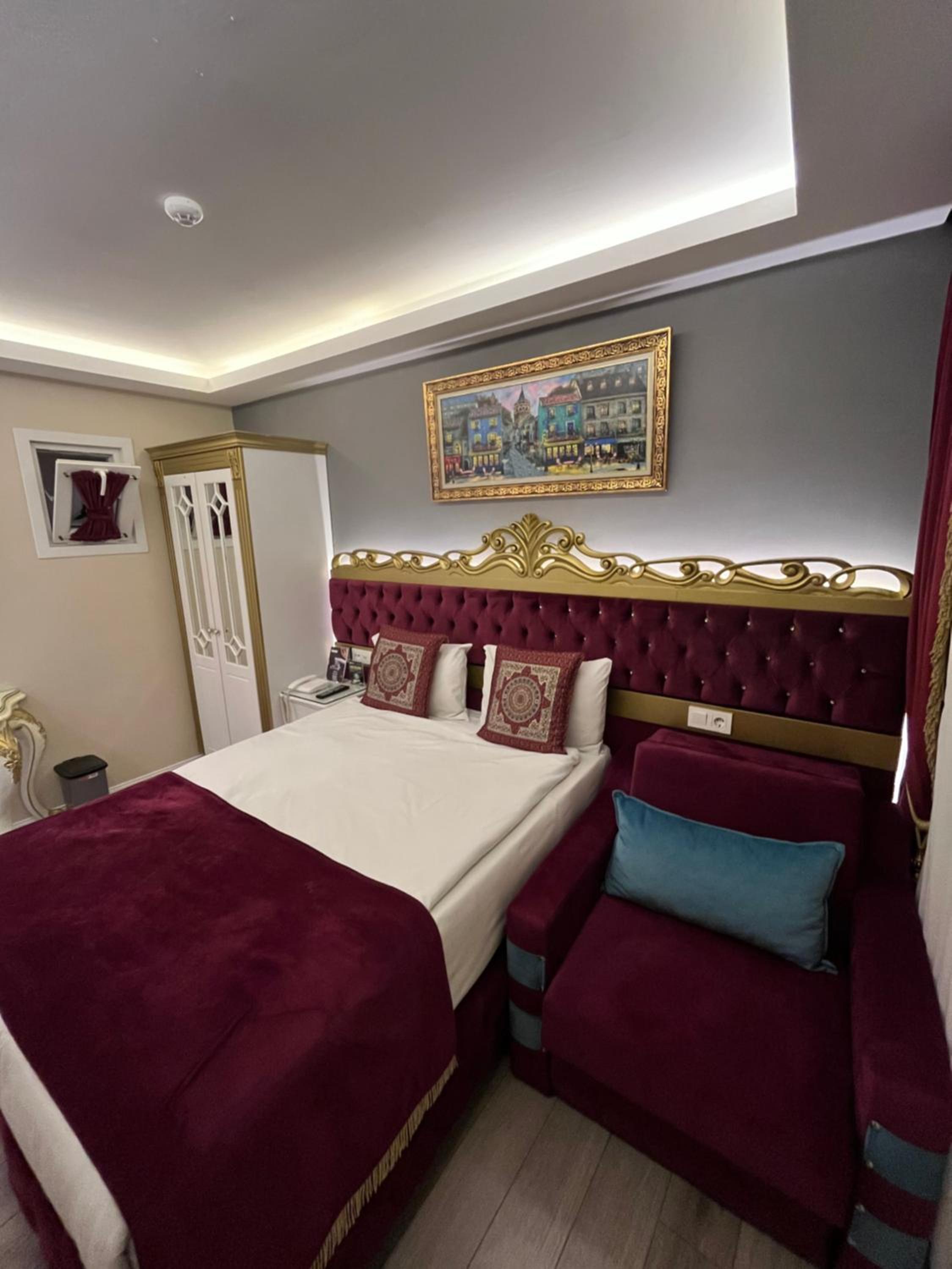 Budget Triple Room photo 2