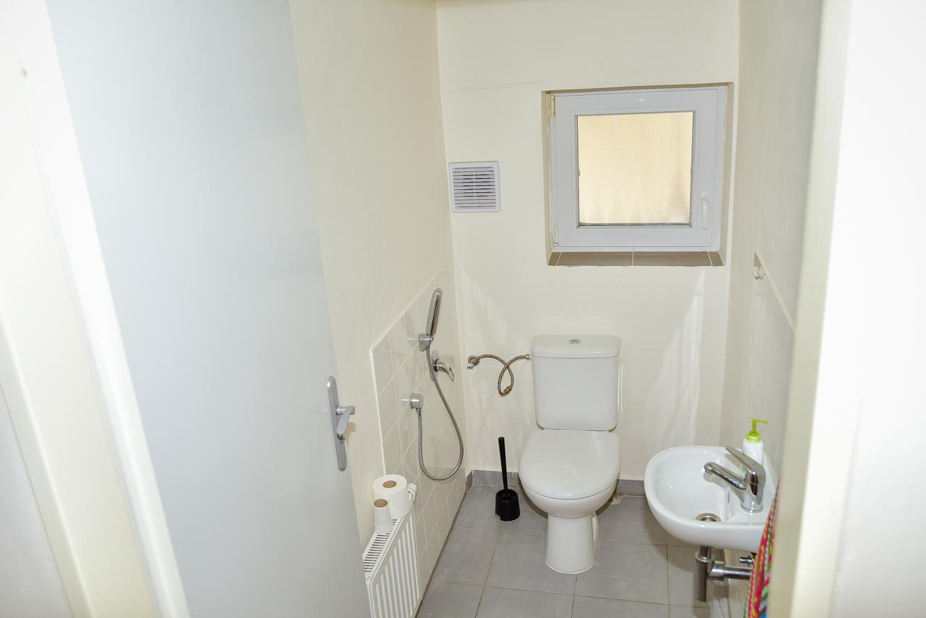 Three-Bedroom Apartment - Photo 55