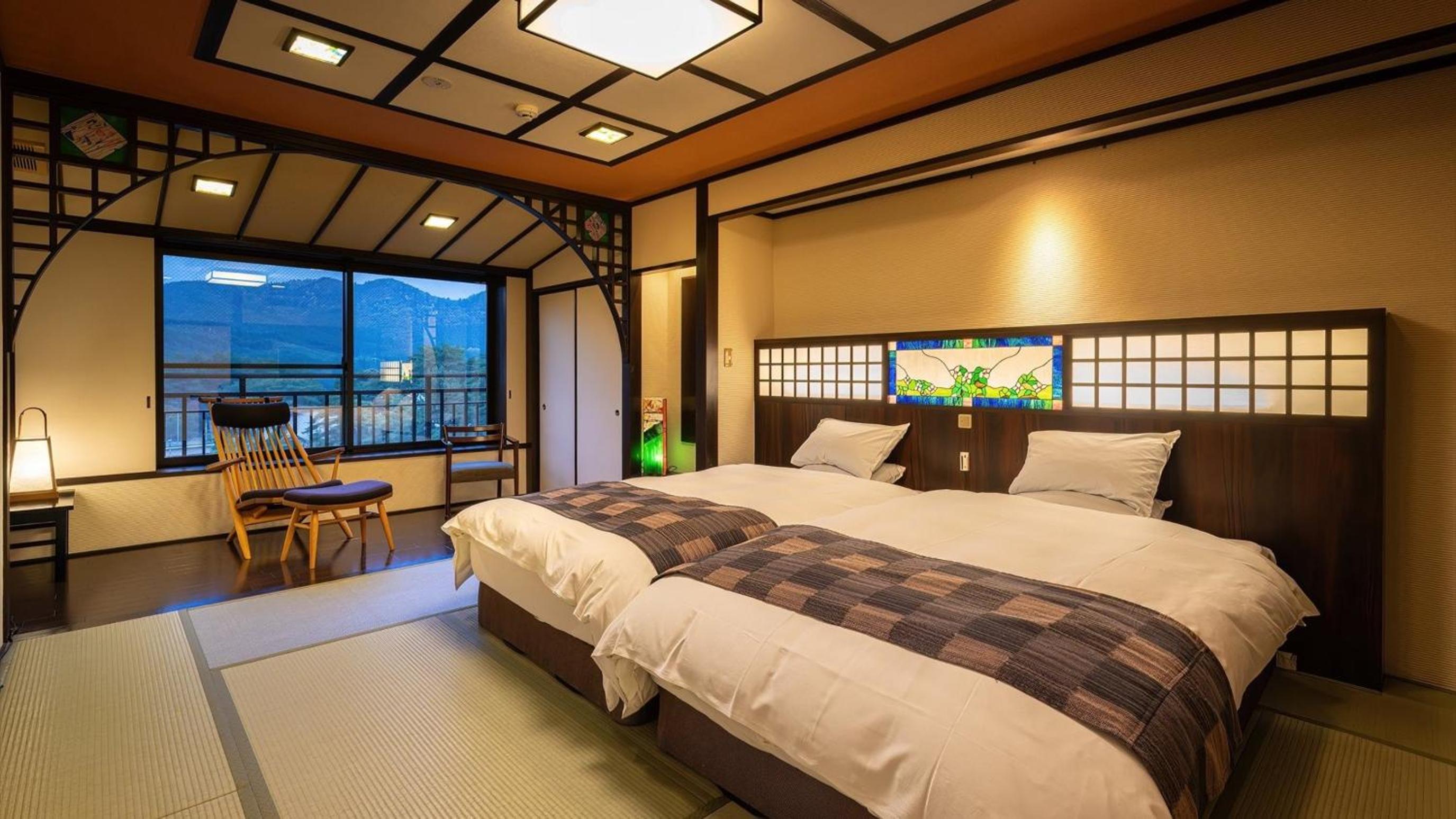 Japanese-Style Modern Twin Room