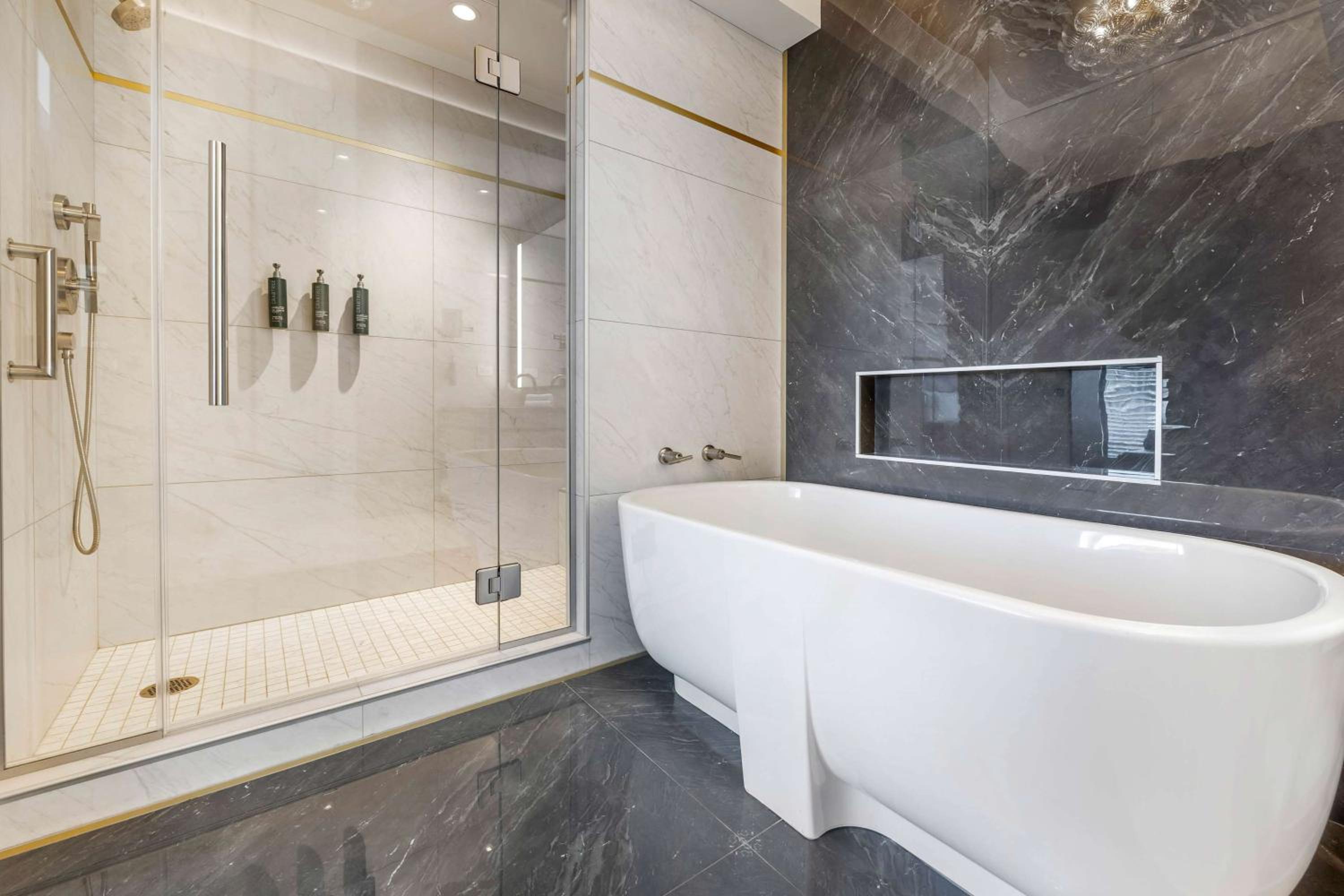 Two-Bedroom Entertainment Plus King Suite with Two King Beds - Photo 6