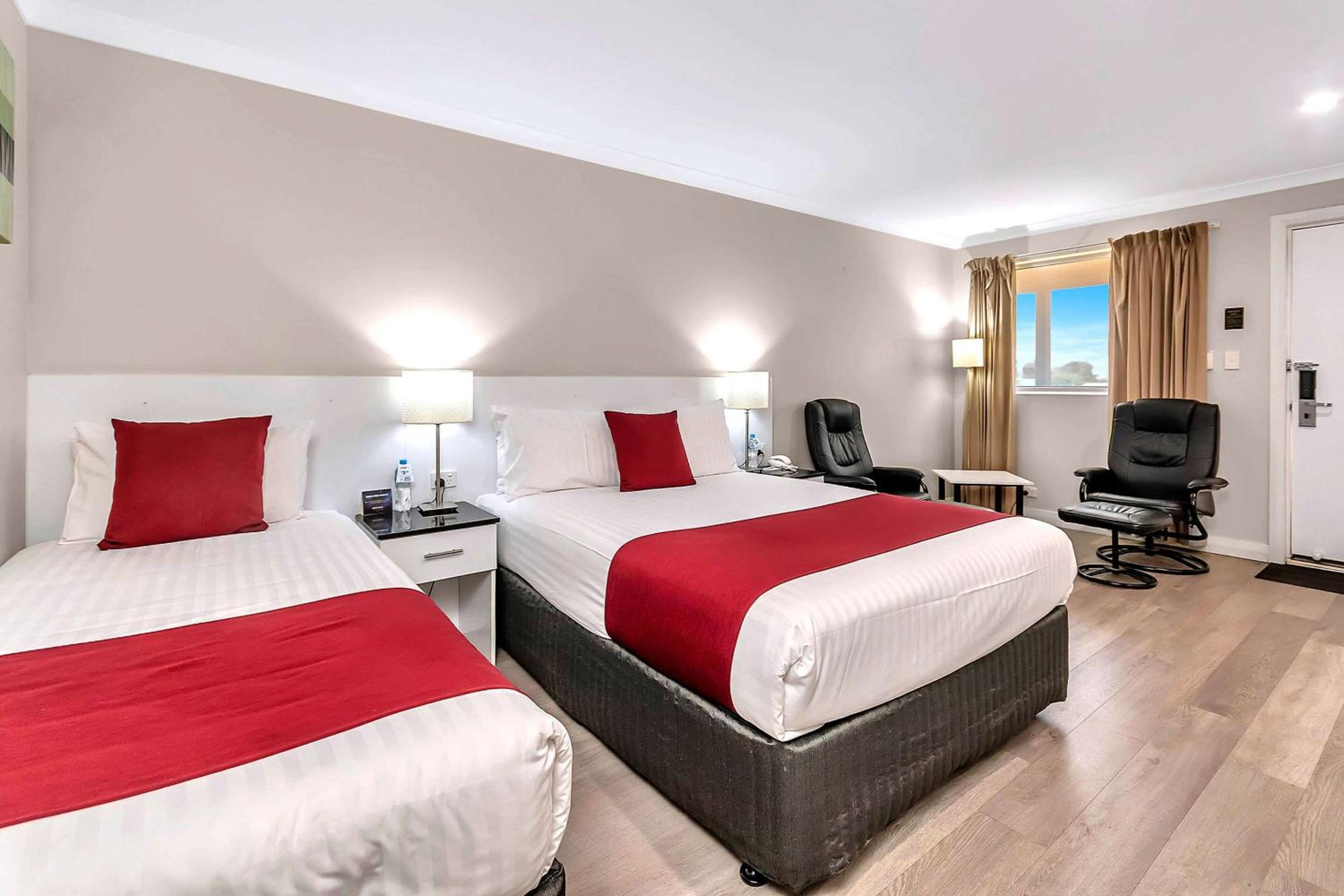 Superior Suite - Photo 1
