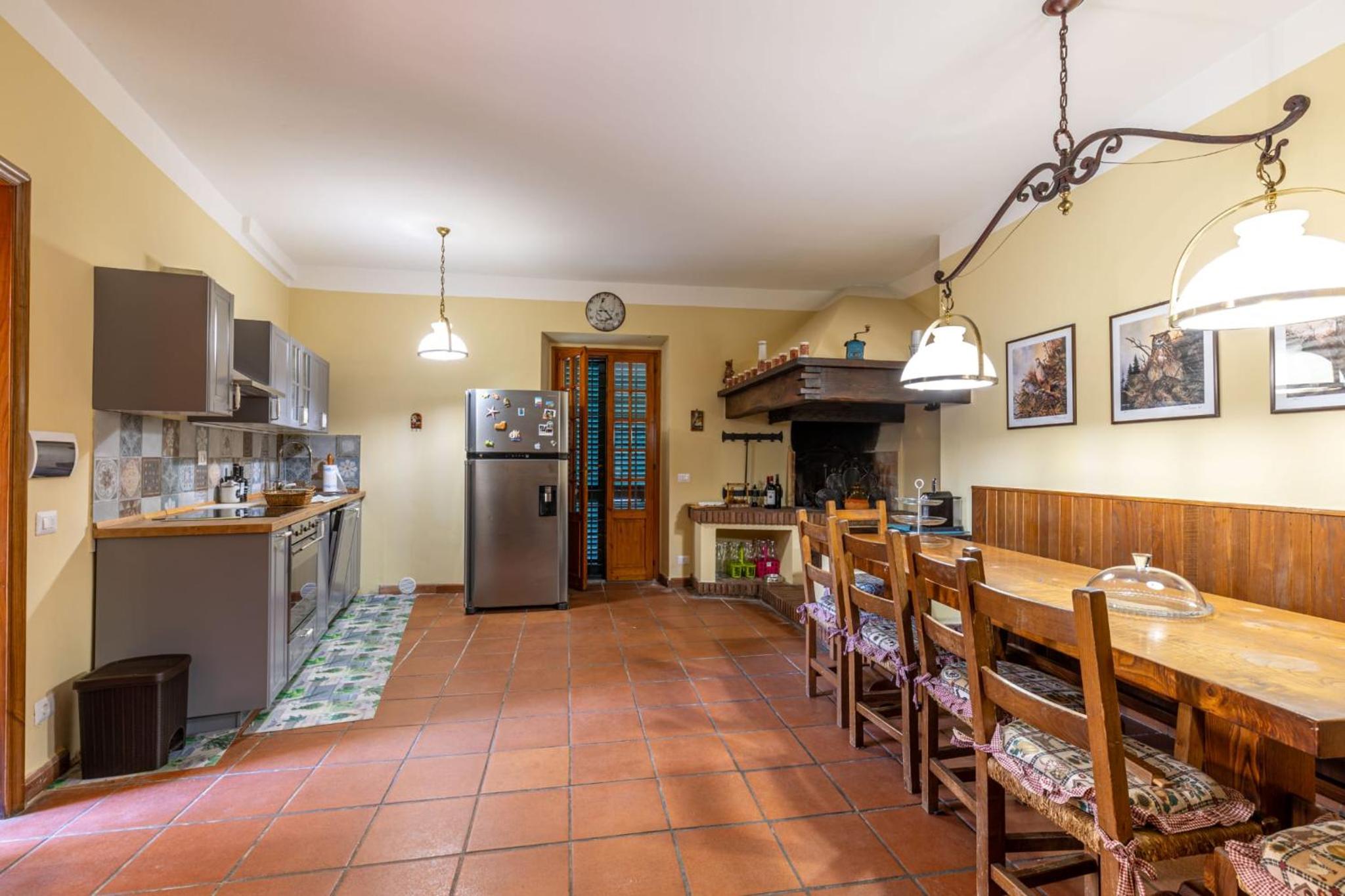Three-Bedroom House photo 2