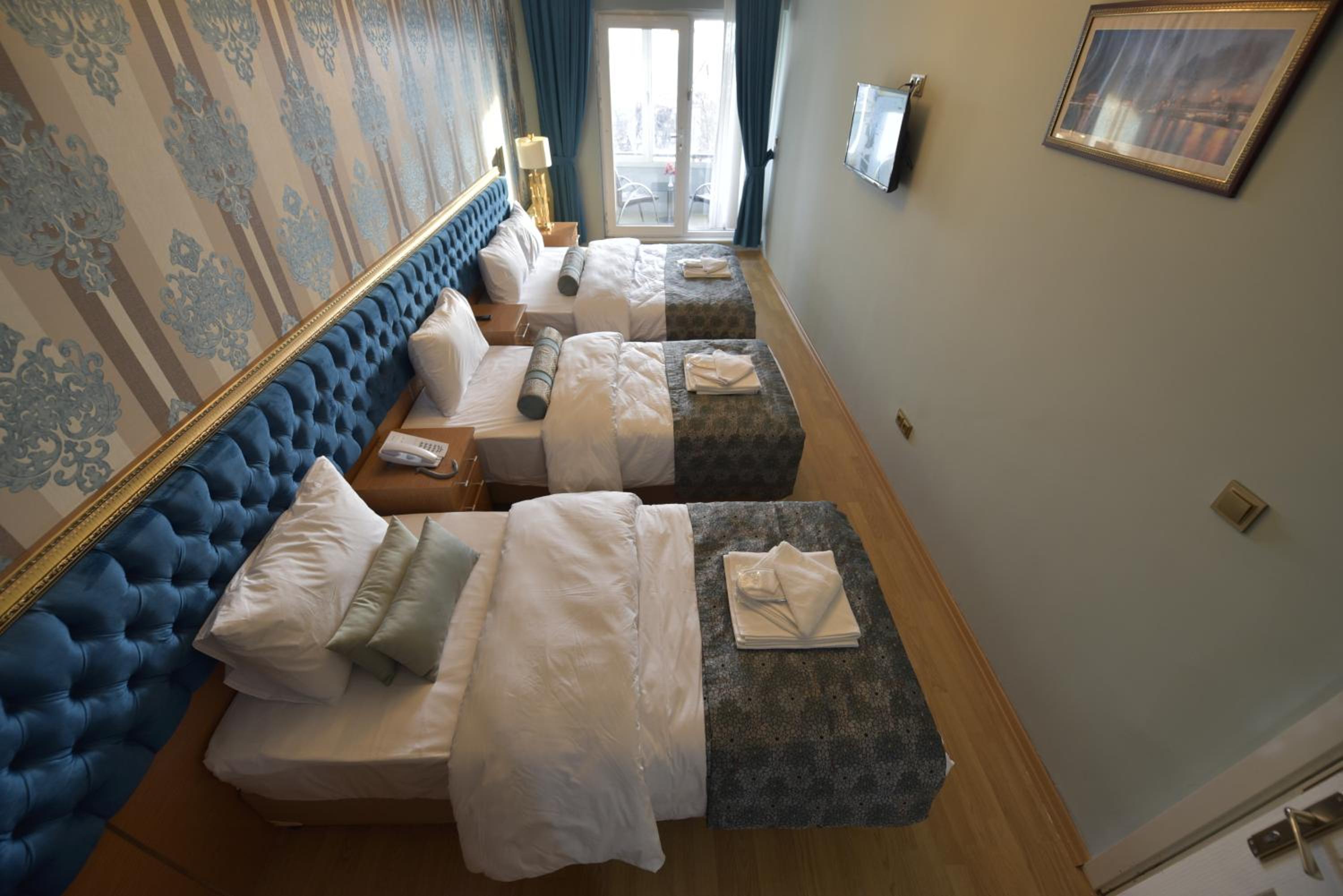 Economy Quadruple Room photo 1