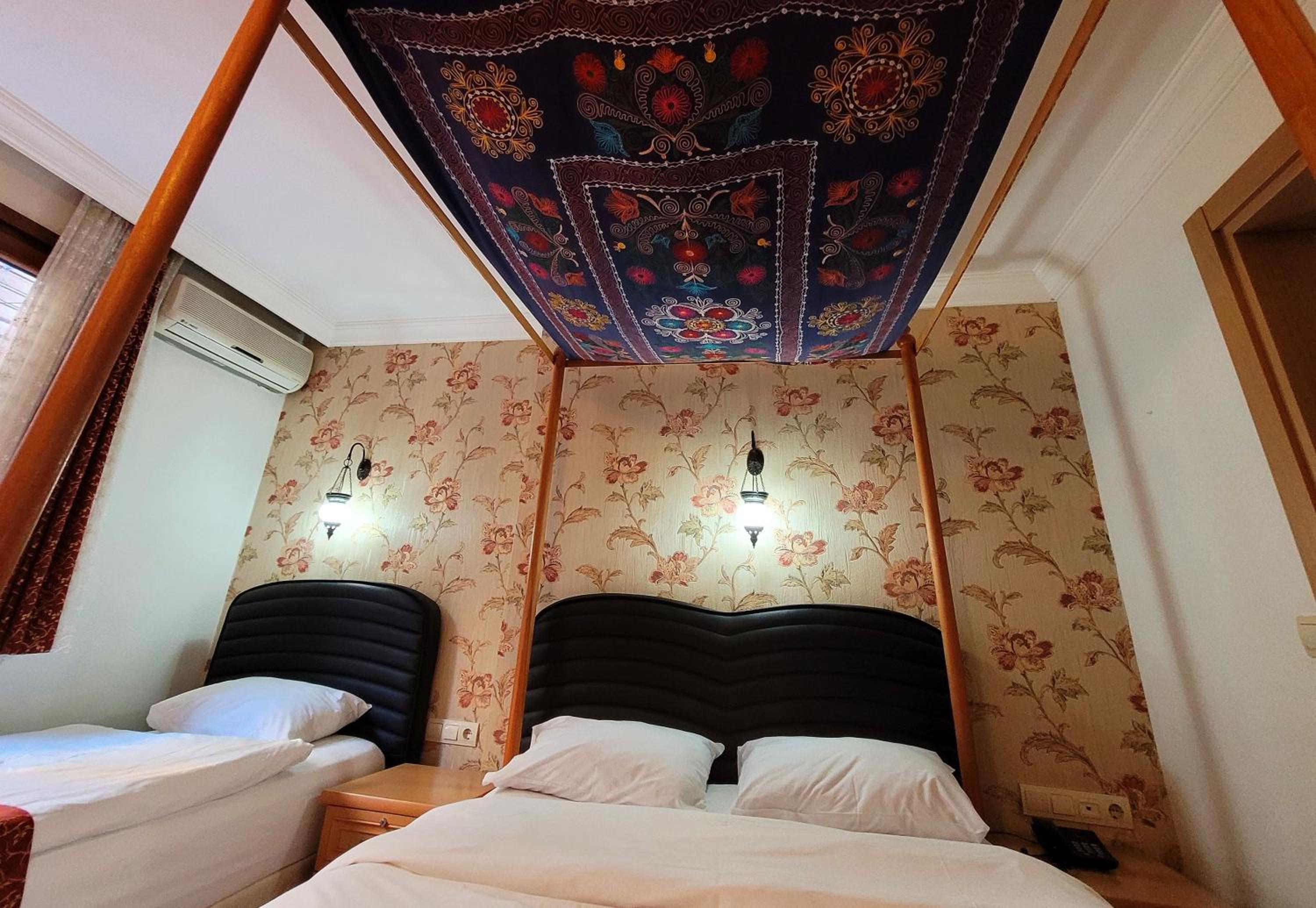 Standard Triple Room photo 2