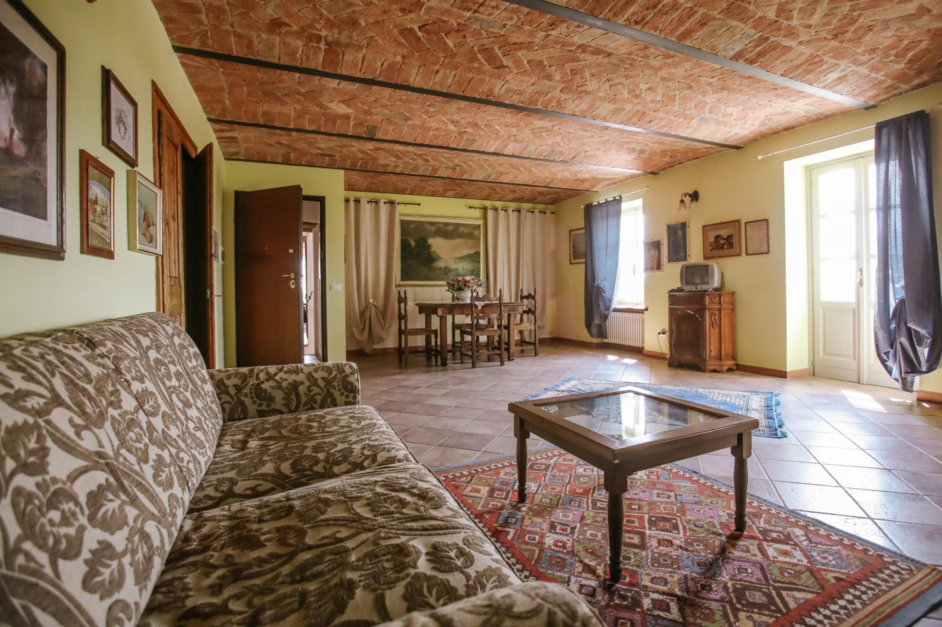 Two-Bedroom Apartment with Balcony photo 1