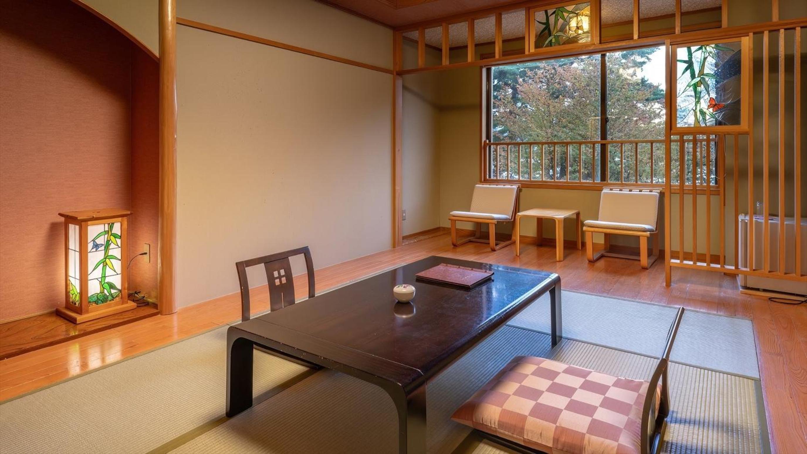 Japanese-Style Superior Quadruple Room photo 2