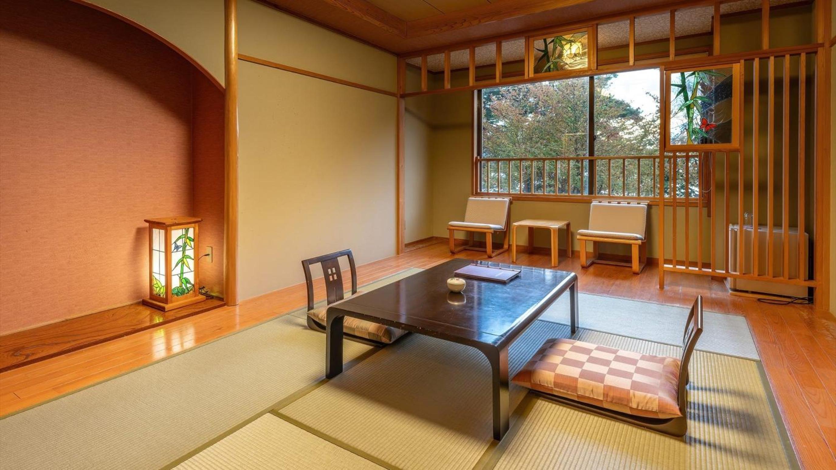 Japanese-Style Superior Quadruple Room photo 2