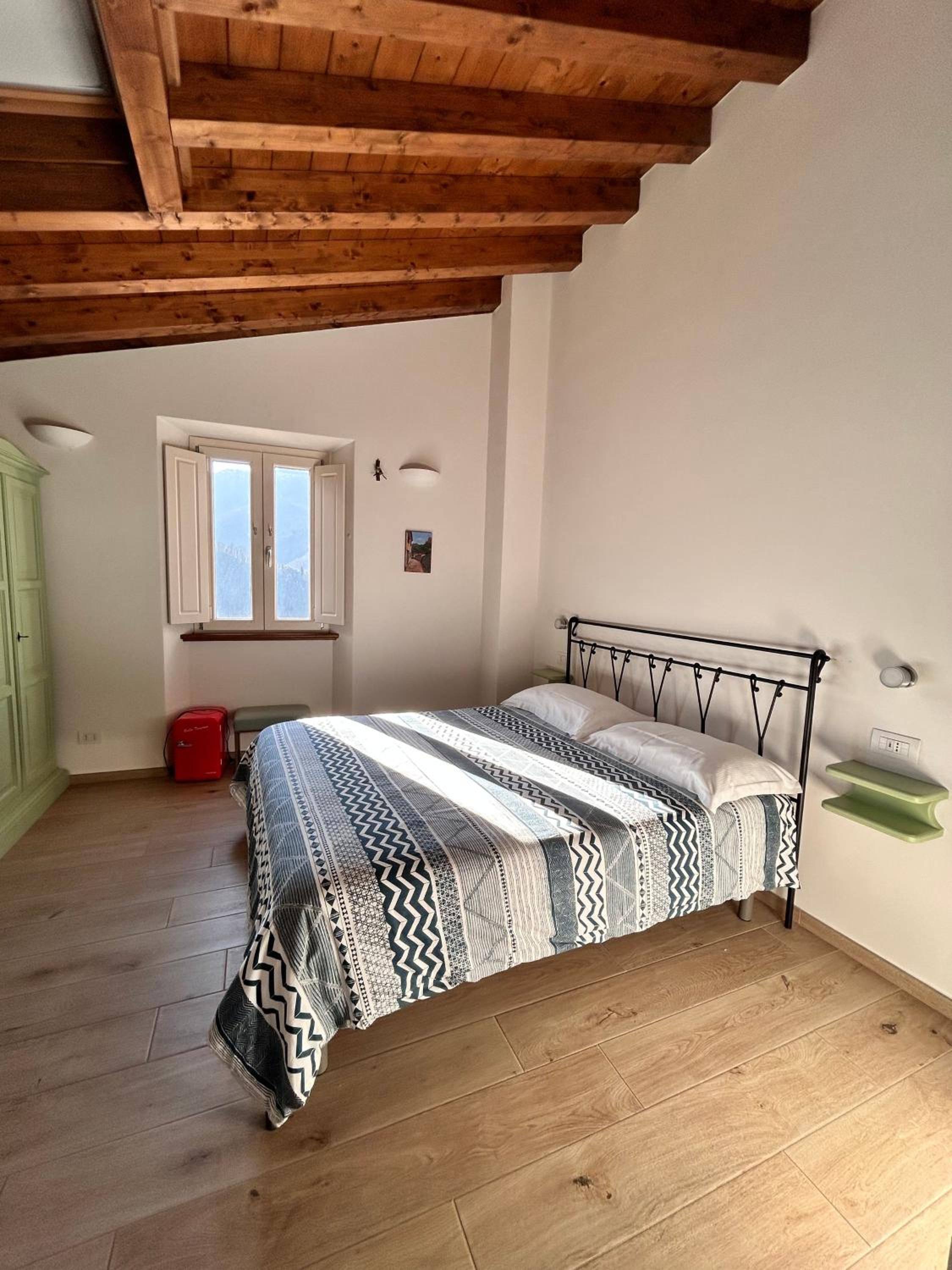 Double Room - Photo 2