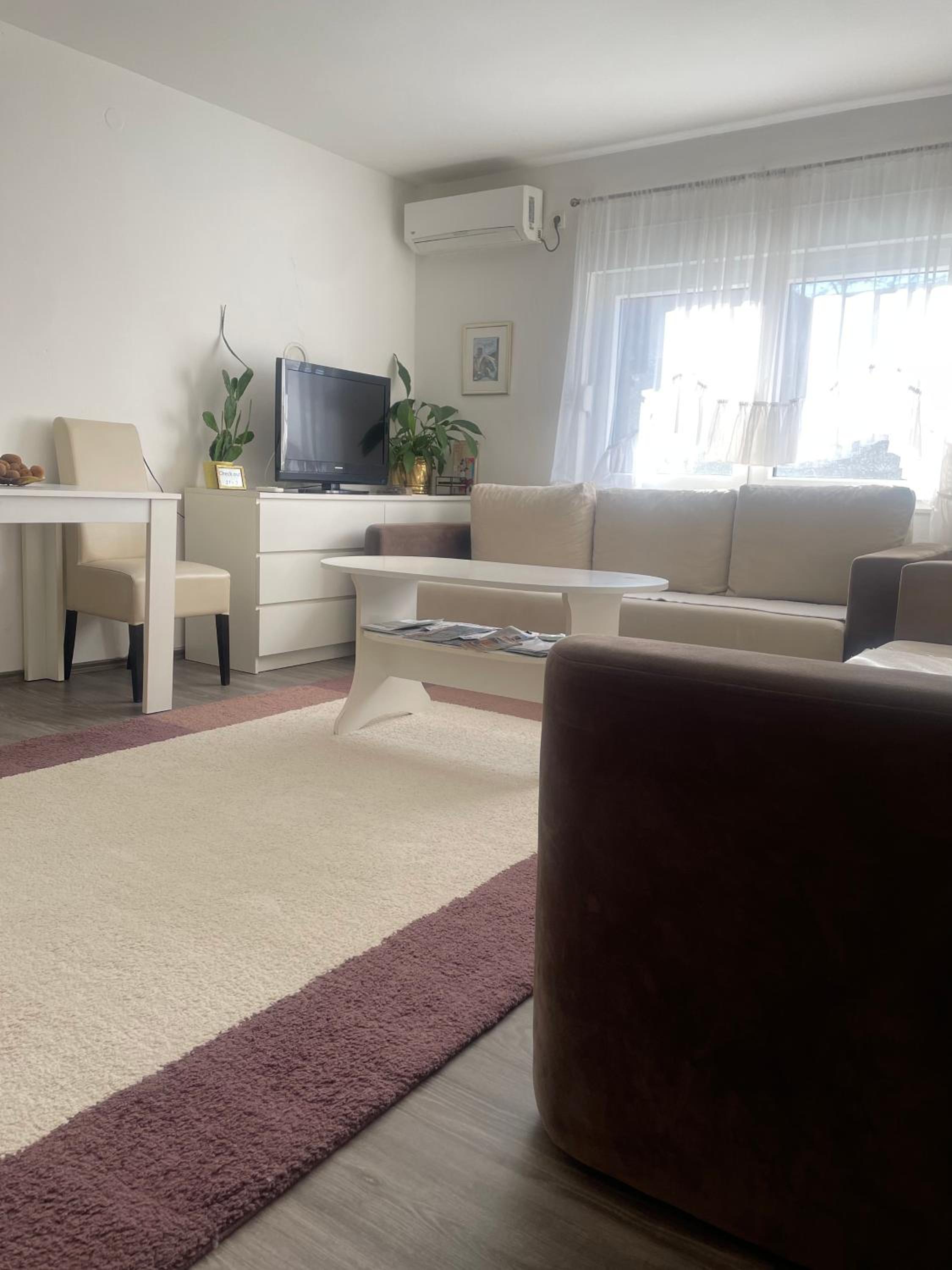 Two-Bedroom Apartment photo 2