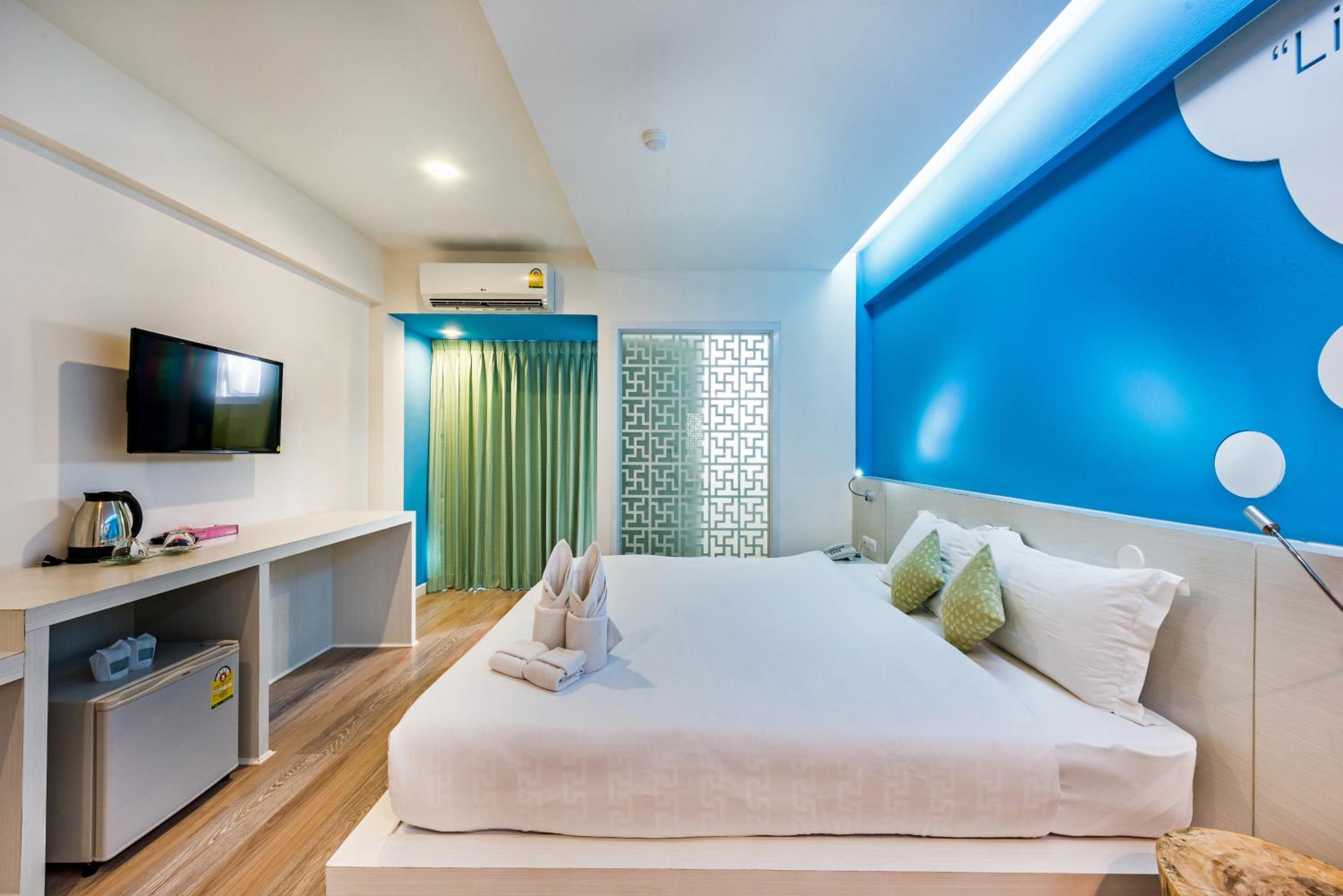 Standard Double Room - Photo 14