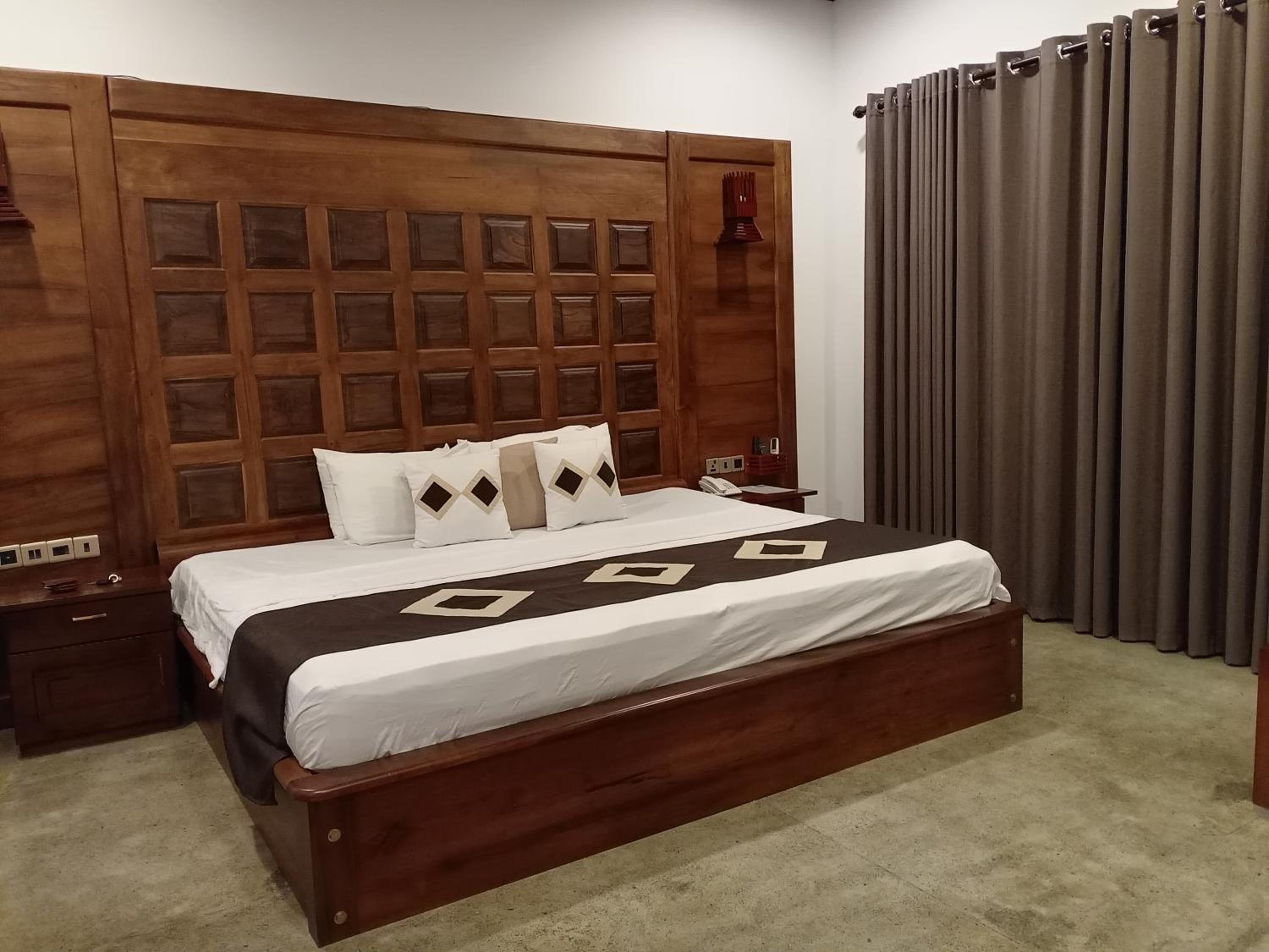 King Room with Pool View photo 3