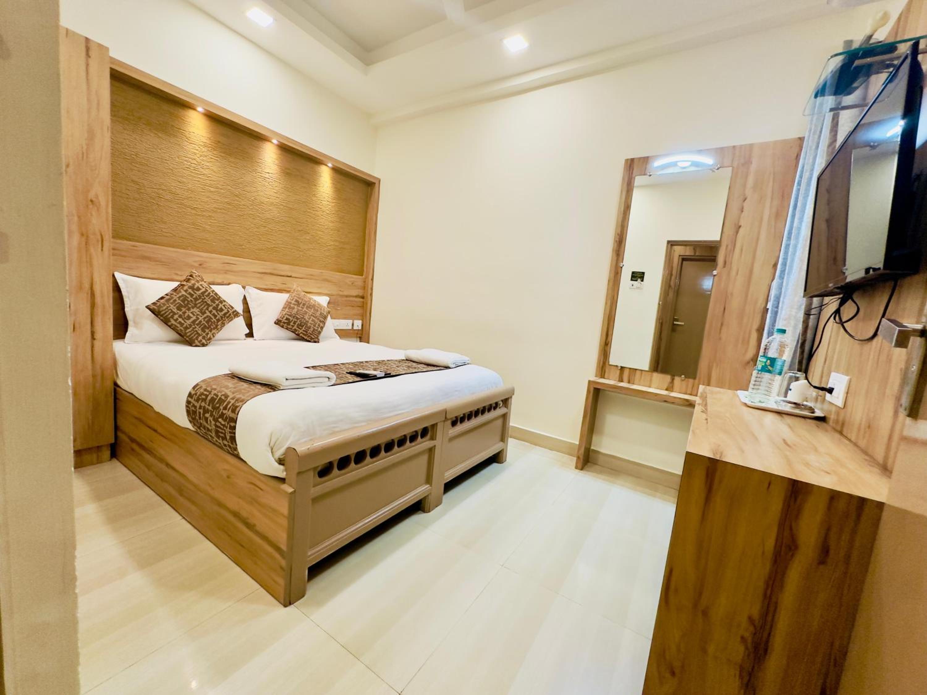 Deluxe Single Room